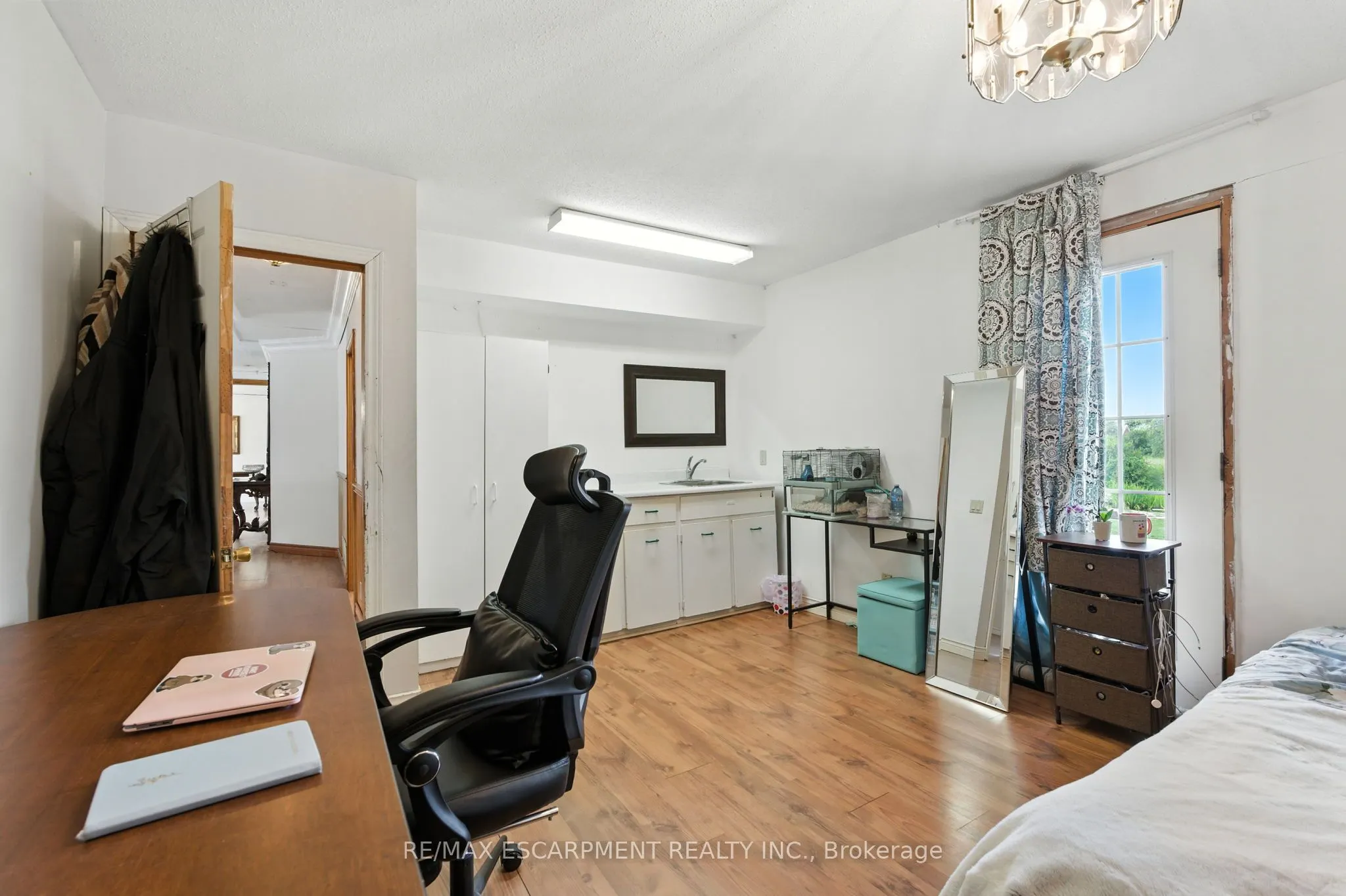 5 Mazza Avenue