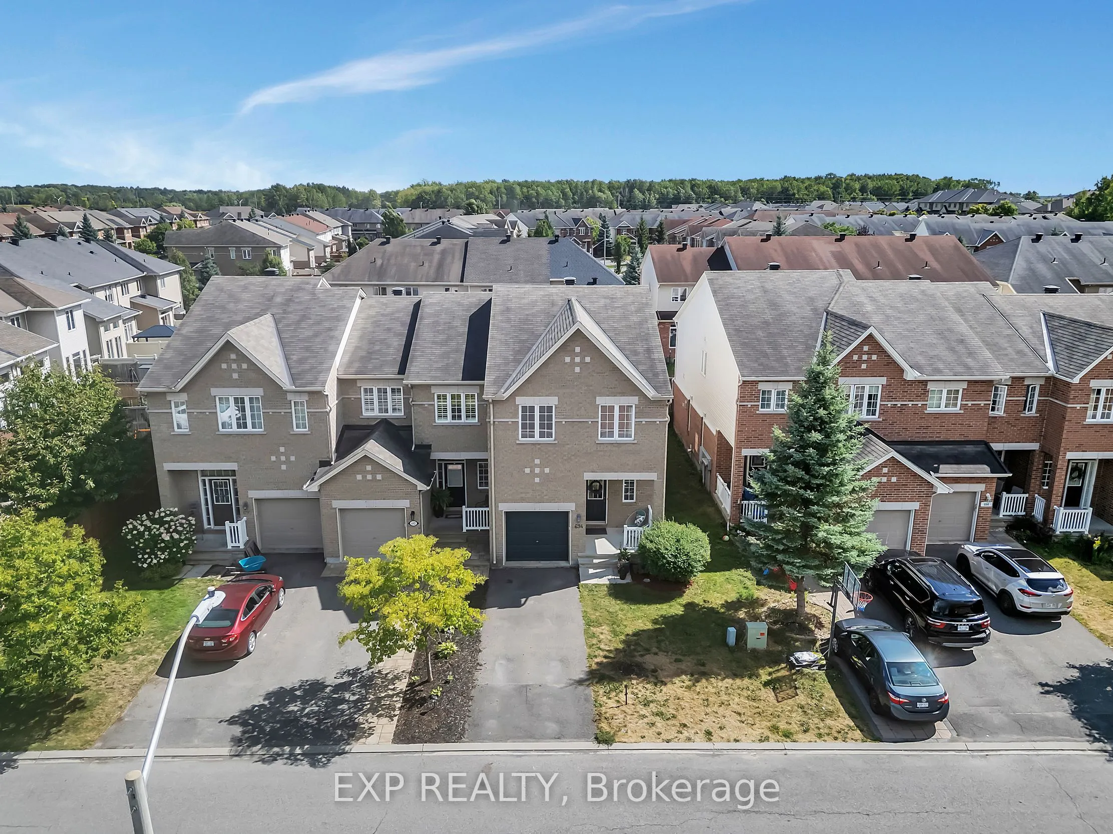 694 Bowercrest Crescent