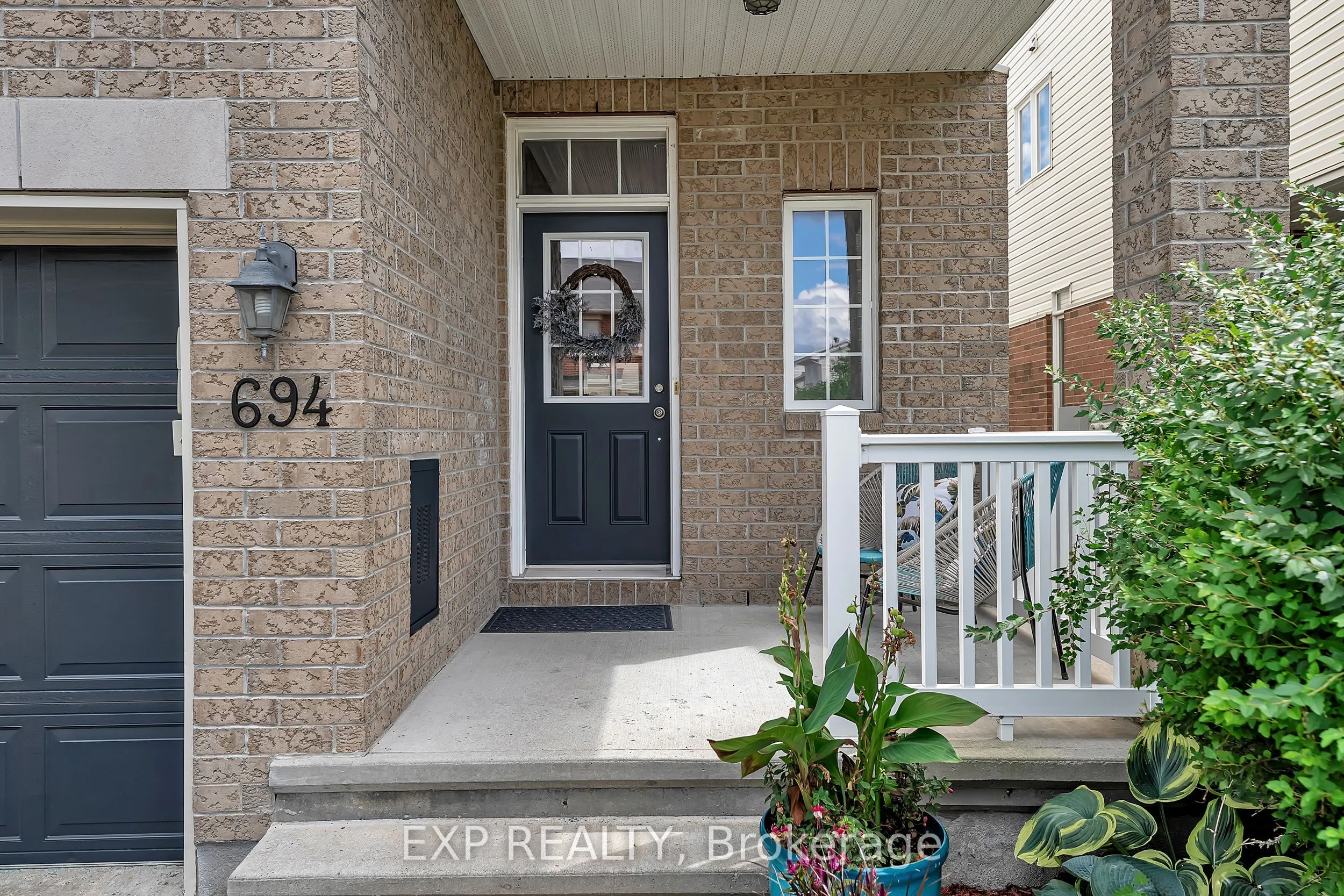 694 Bowercrest Crescent