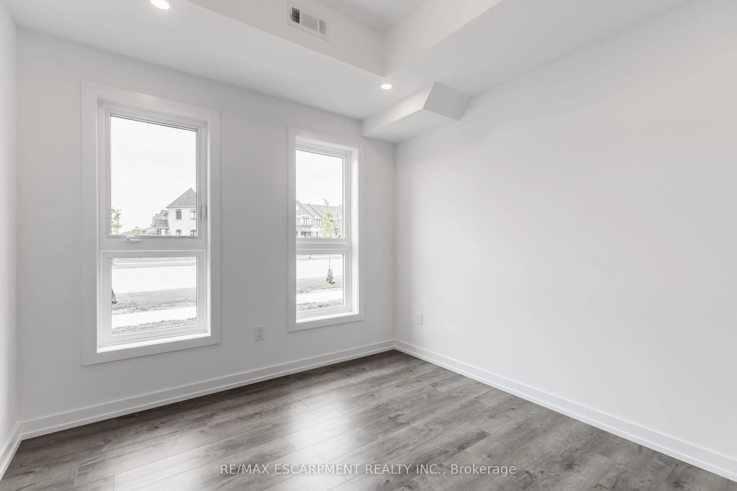 243 Burke Street, #0