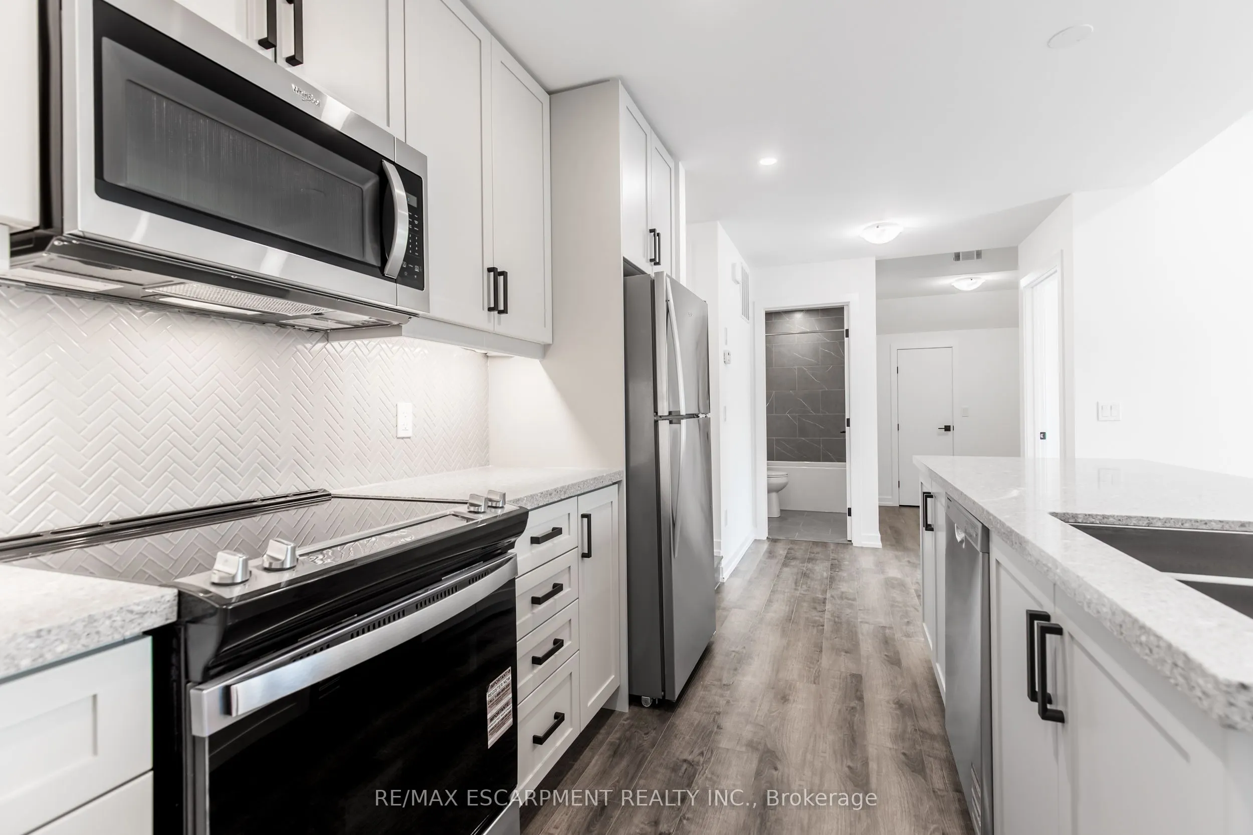 243 Burke Street, #0