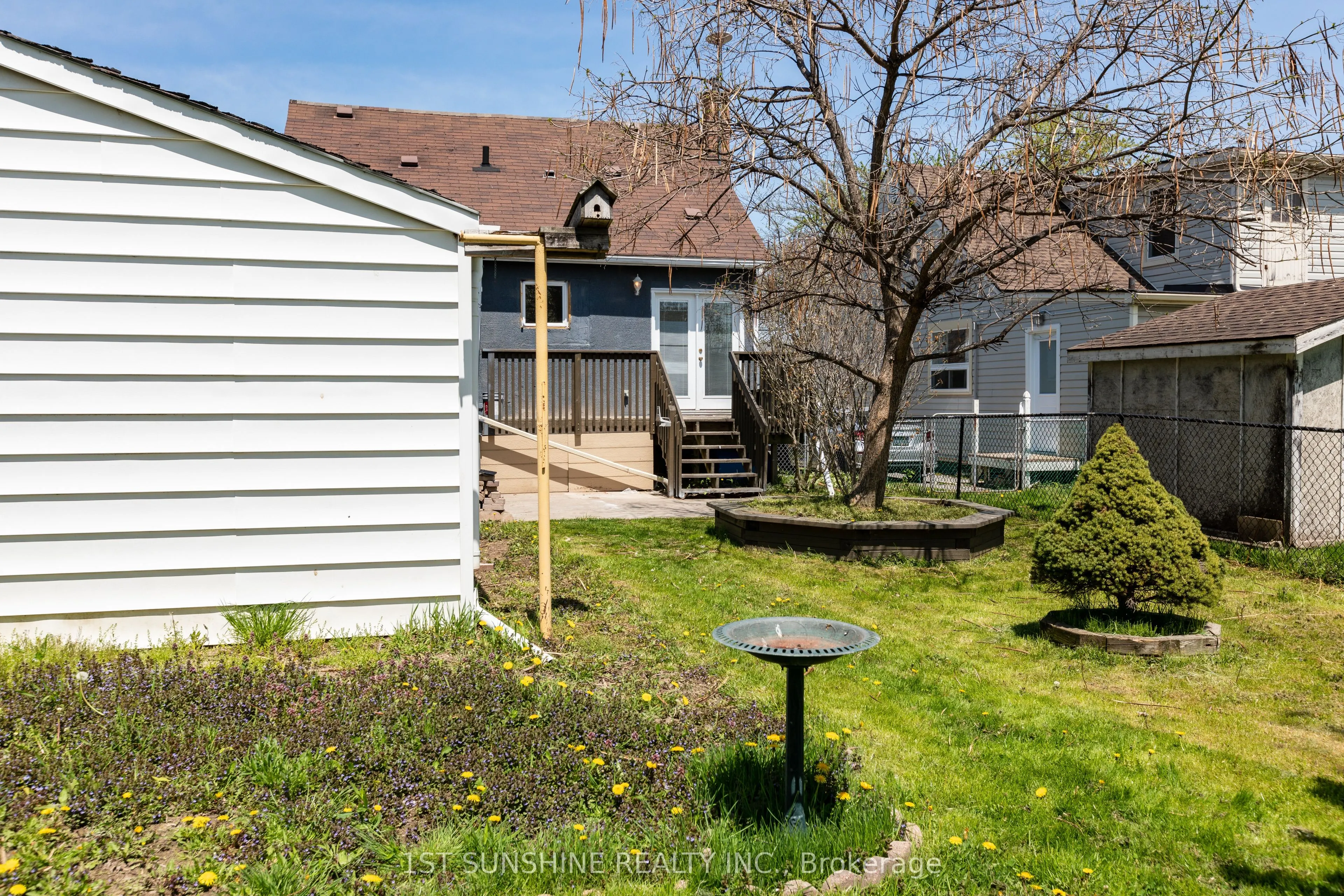 40 BARTLETT Street