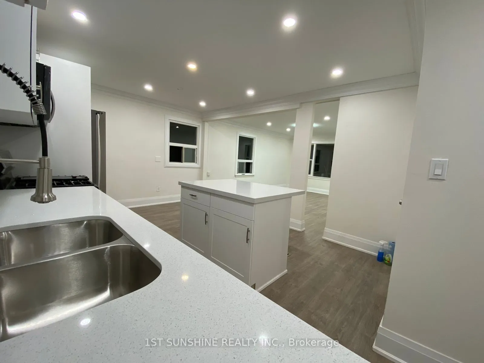 40 BARTLETT Street