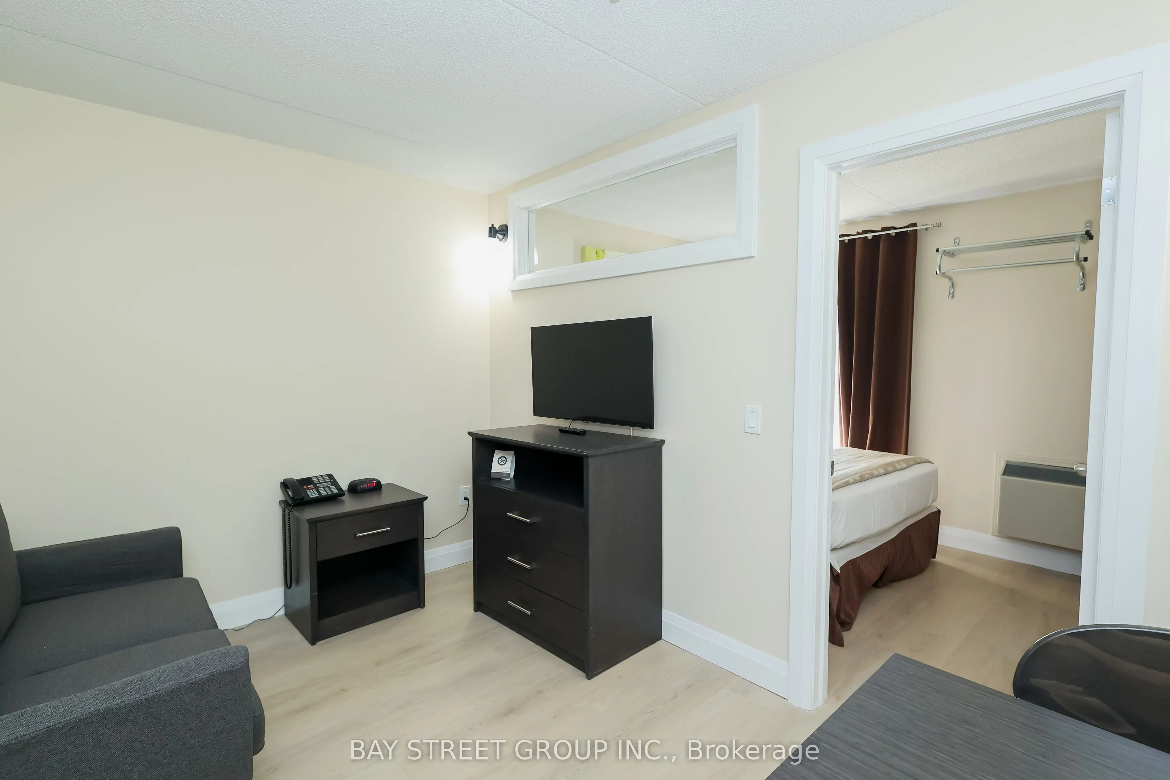4029 River Road, #304