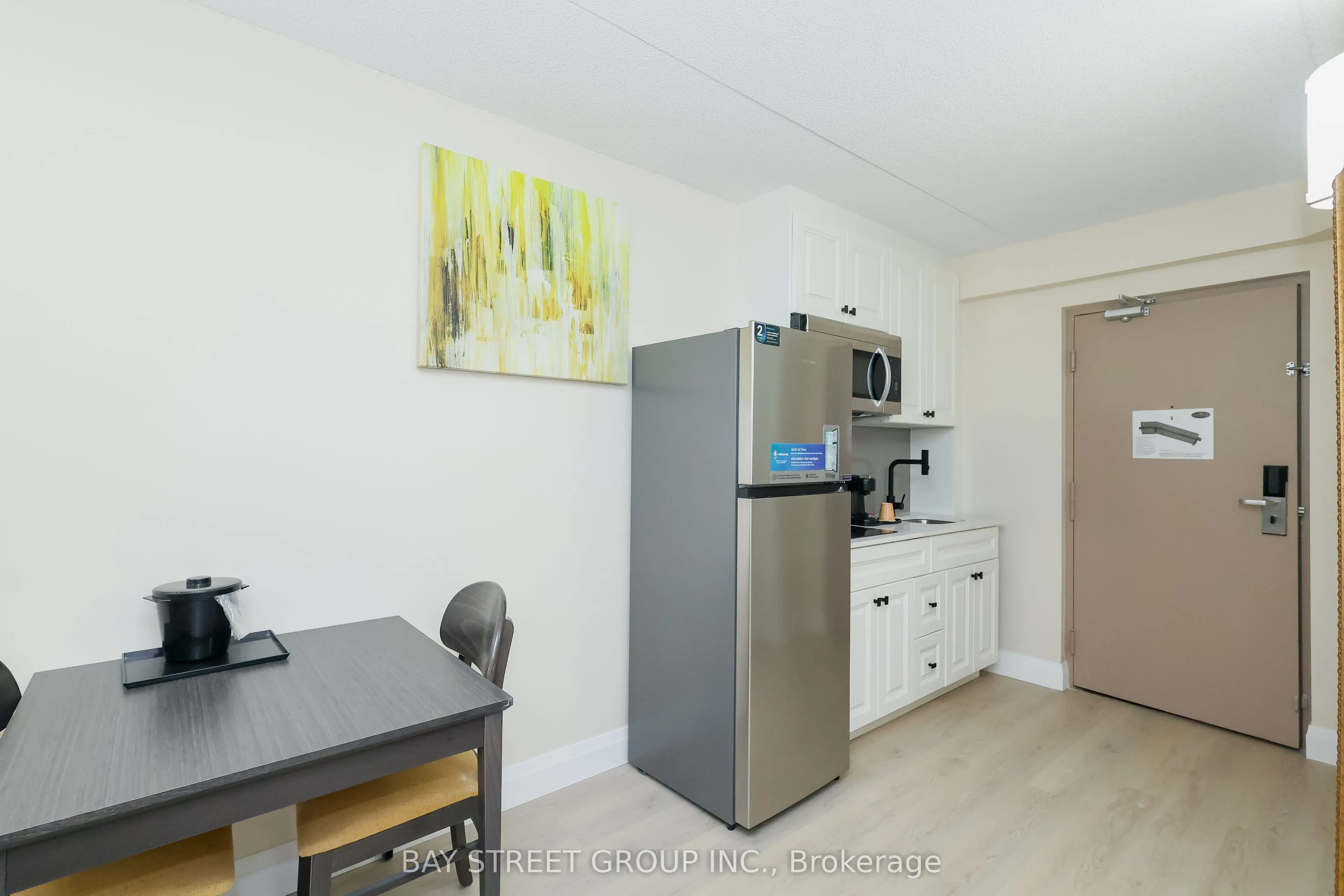 4029 River Road, #304