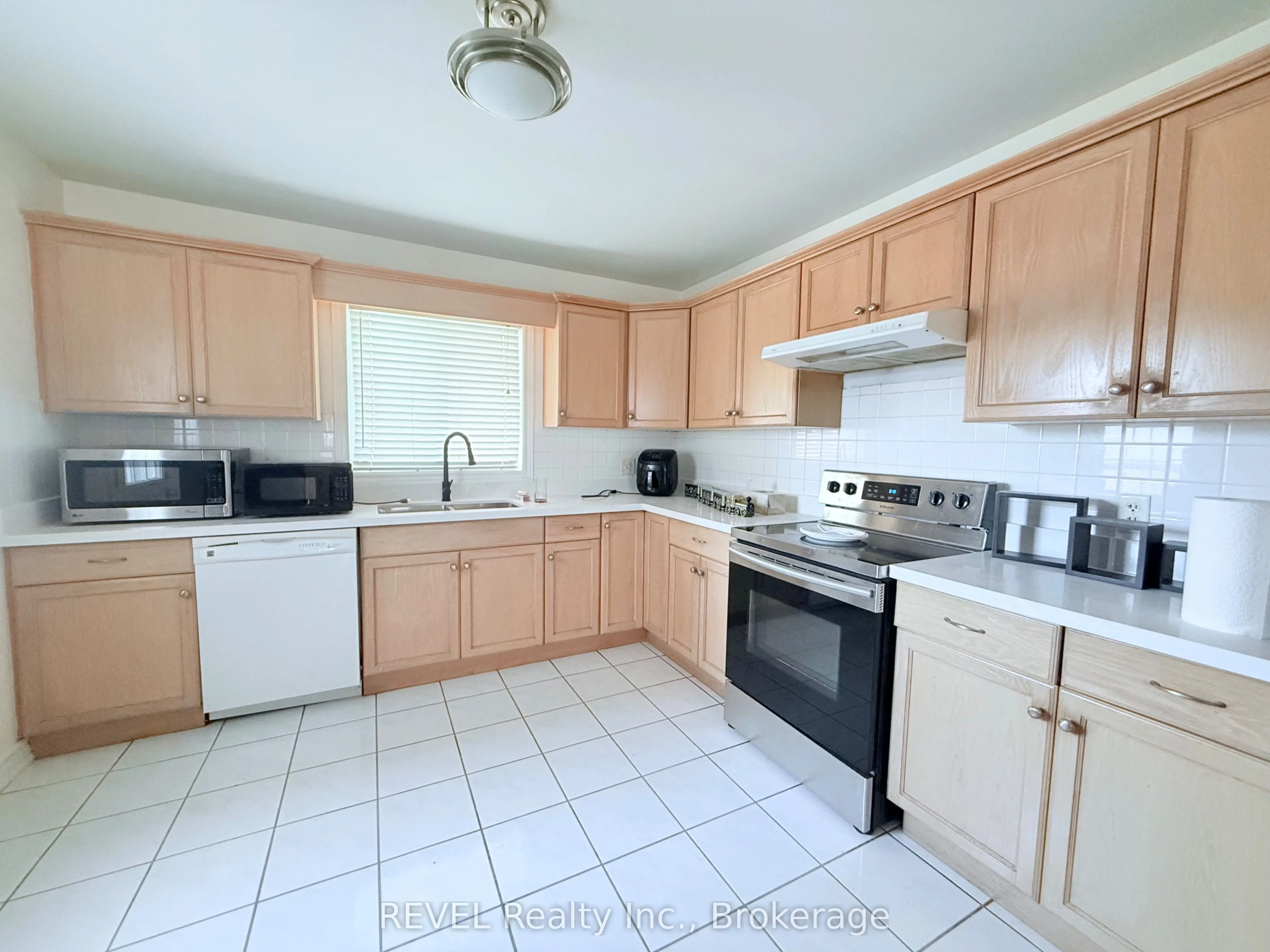 7921 Spring Blossom Drive