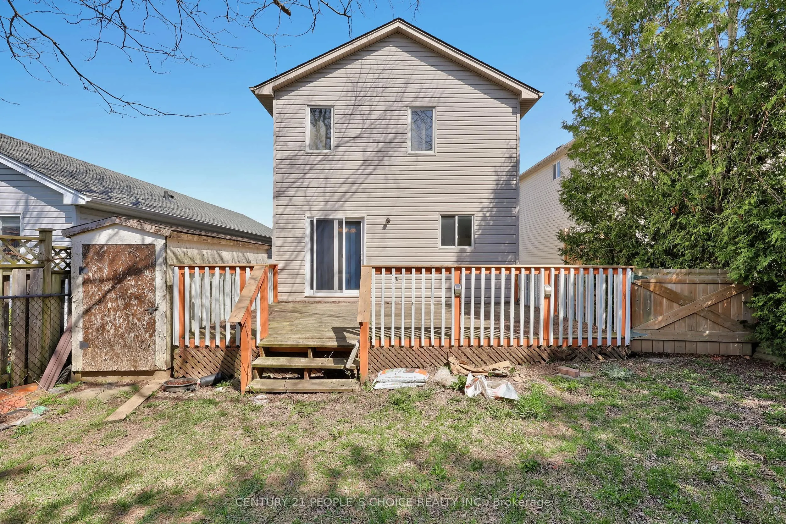 34 PHAIR Crescent