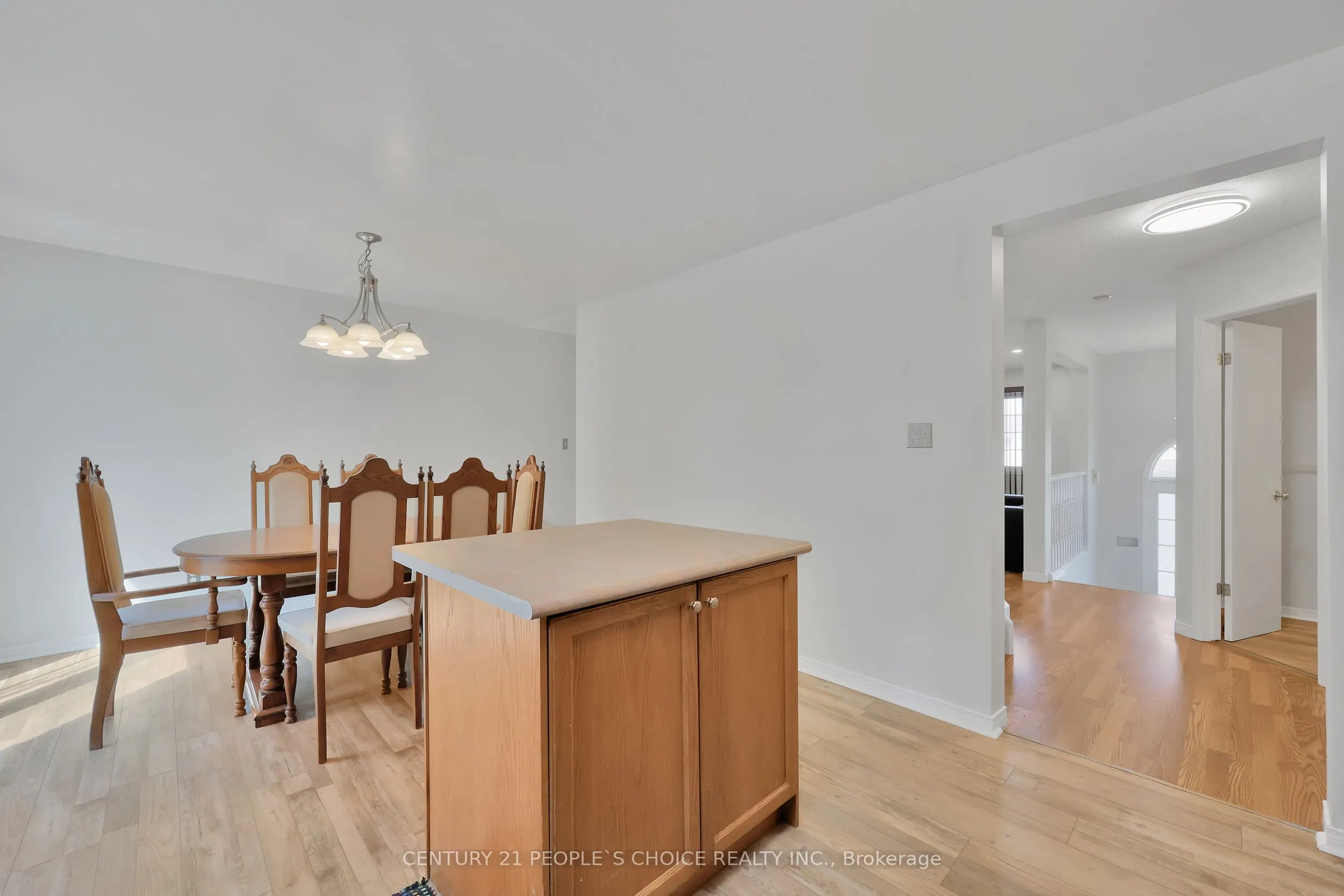 34 PHAIR Crescent