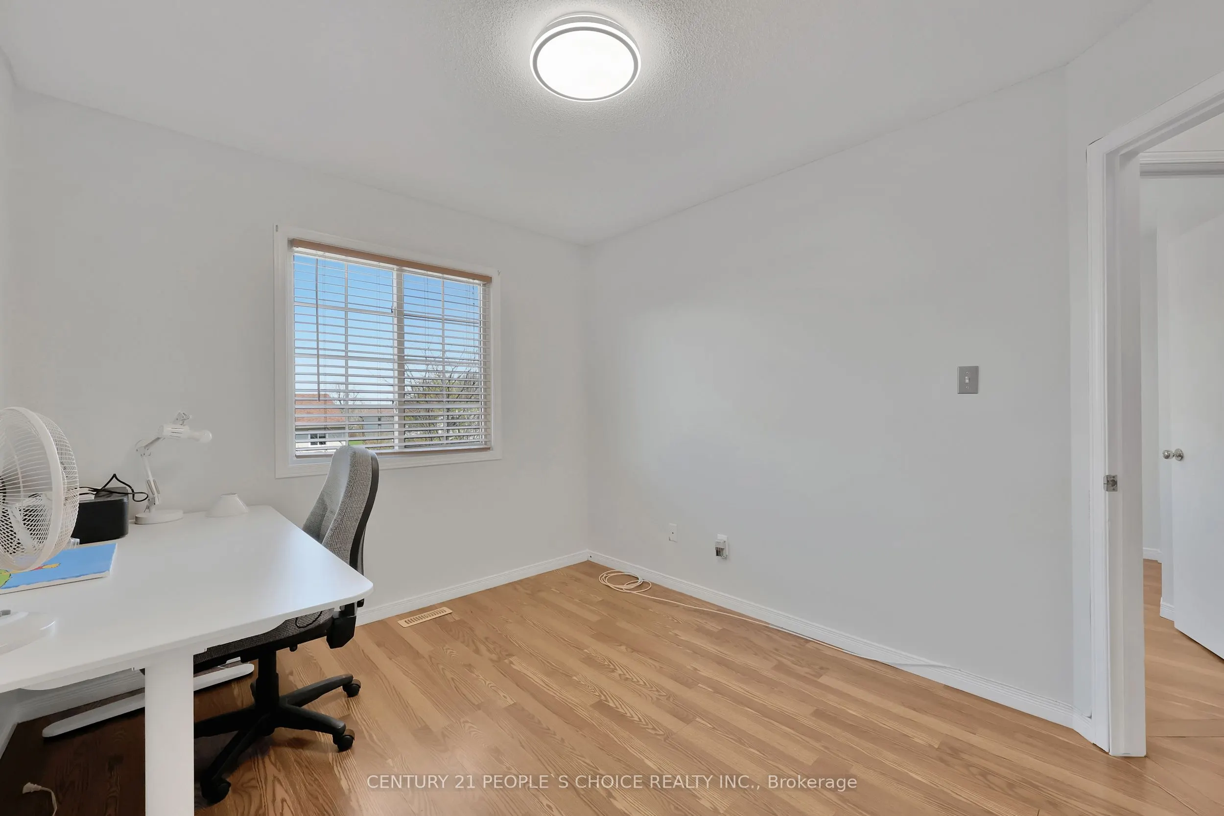 34 PHAIR Crescent