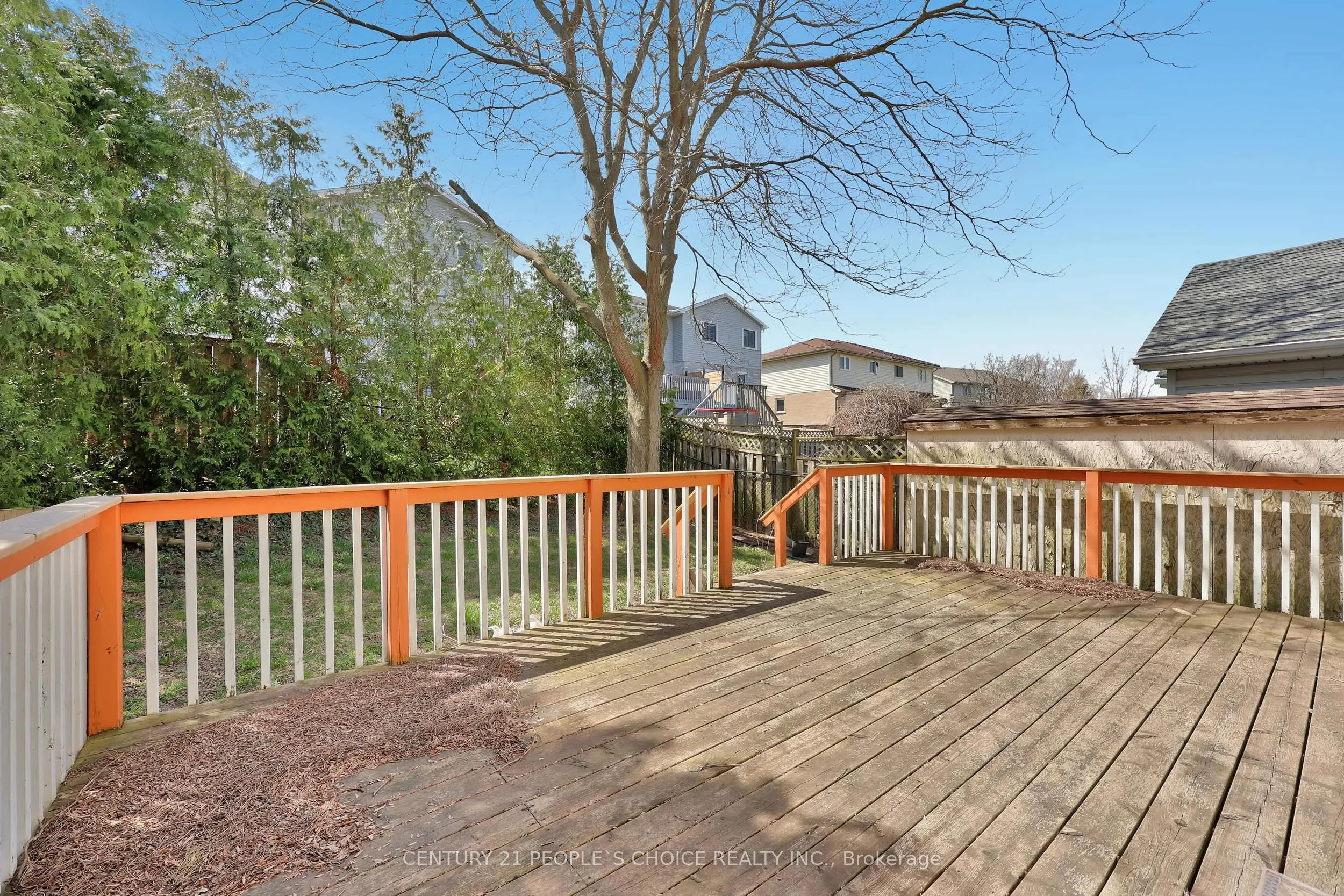 34 PHAIR Crescent