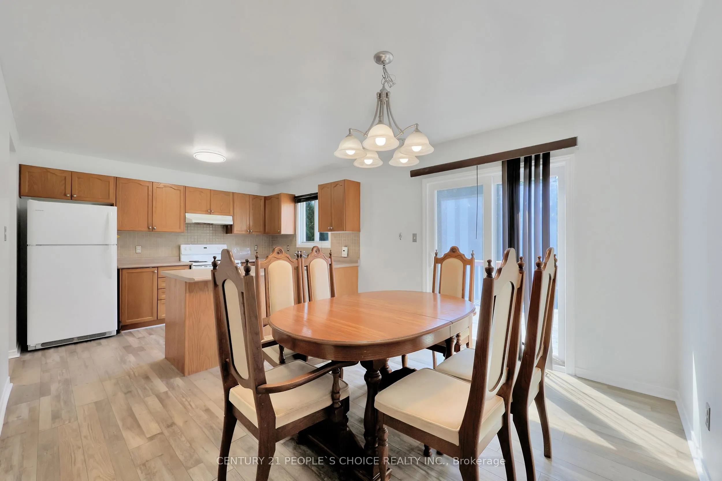 34 PHAIR Crescent