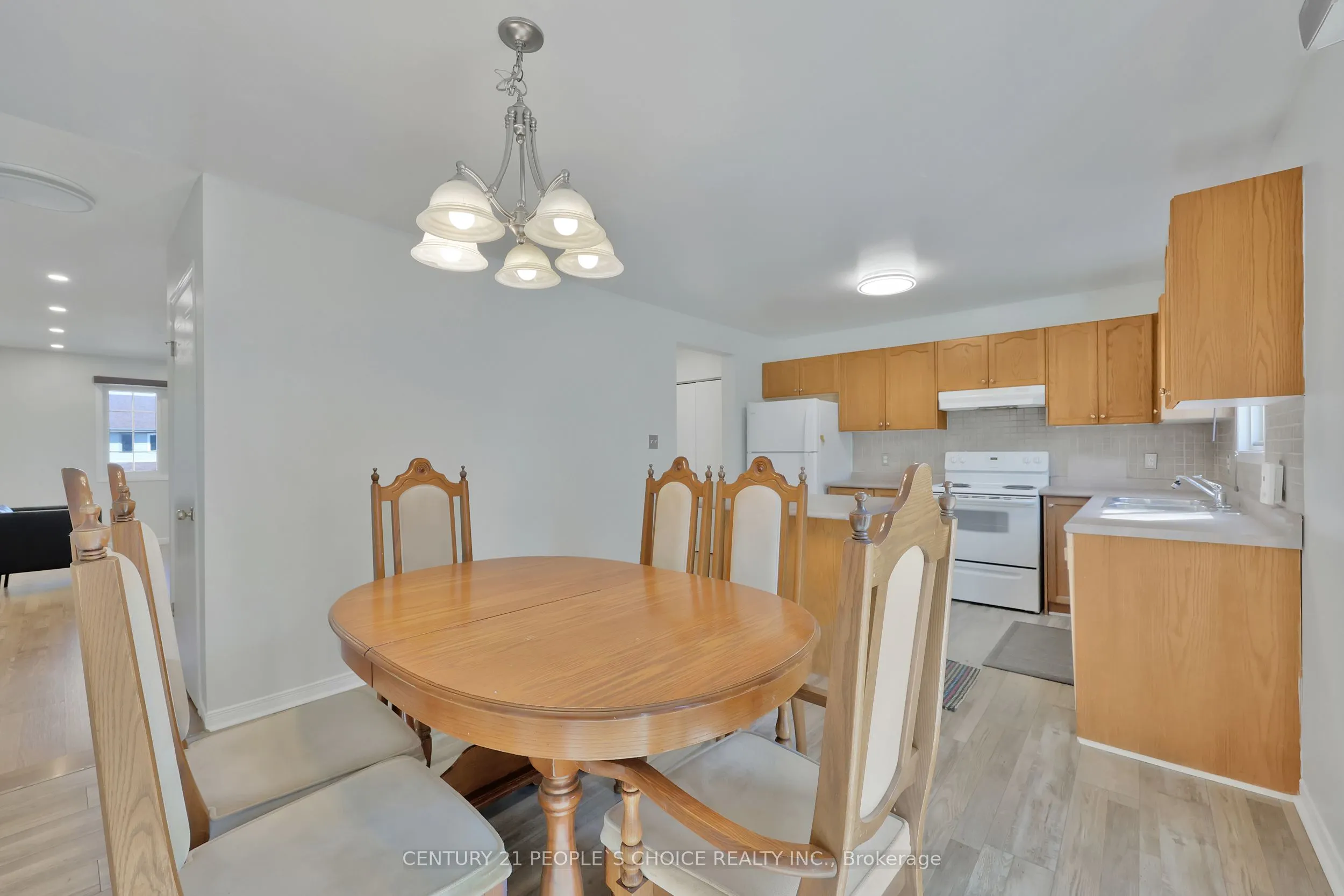 34 PHAIR Crescent