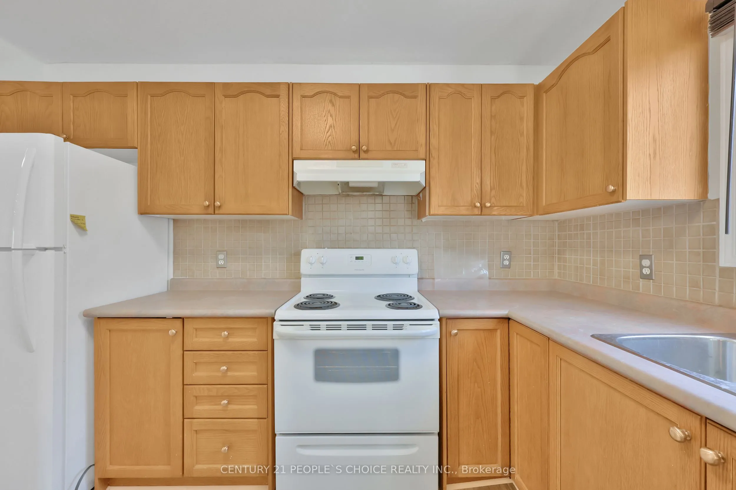 34 PHAIR Crescent