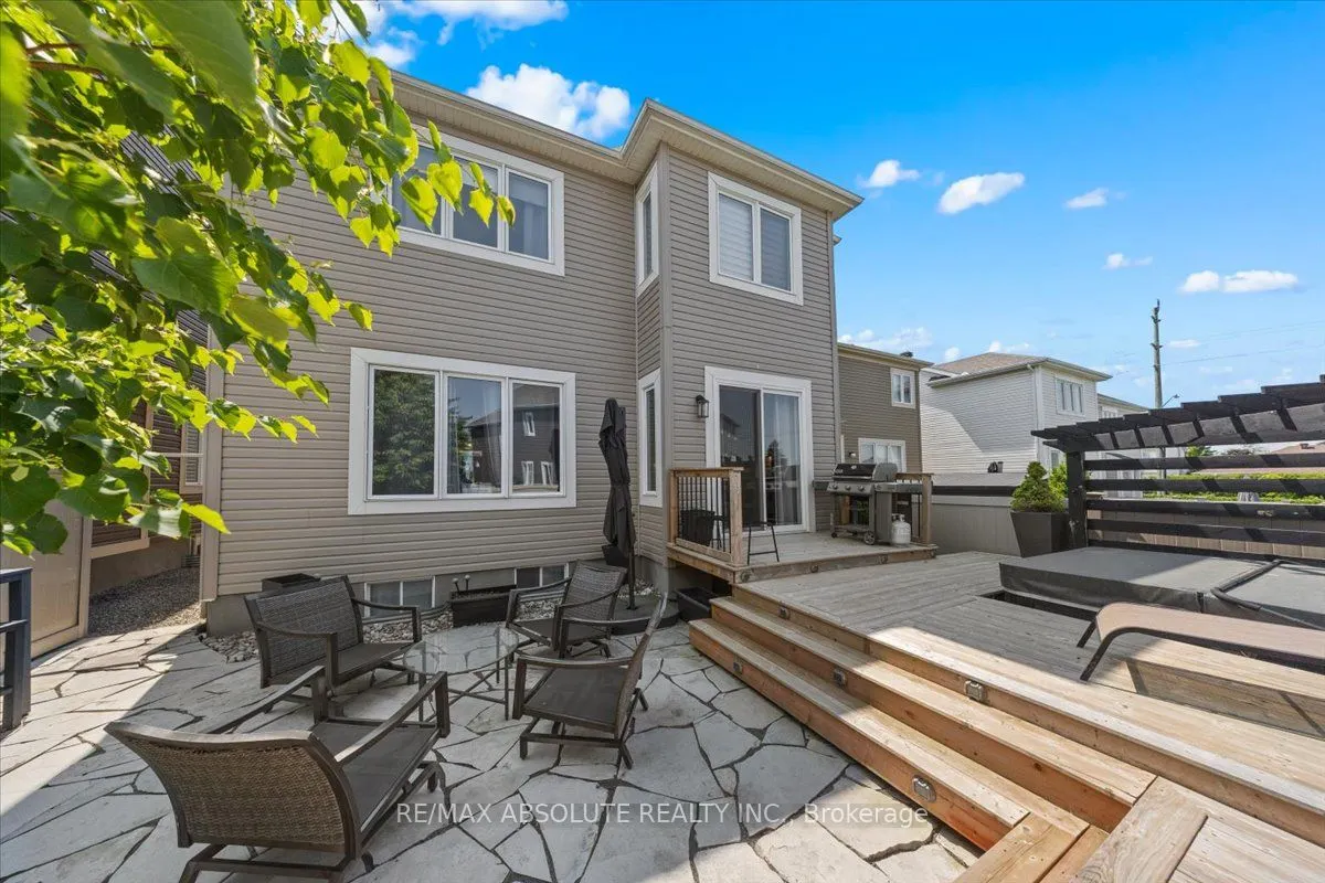 778 Rosehill Avenue