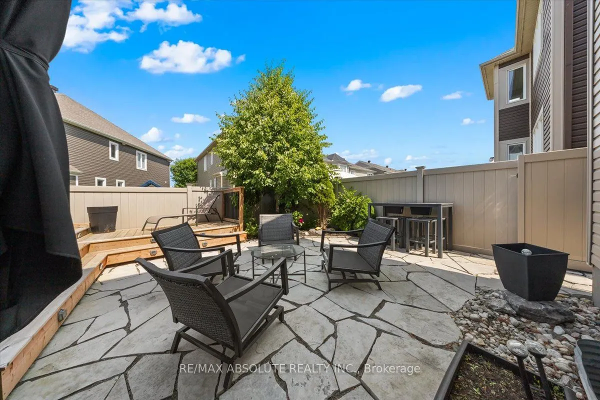 778 Rosehill Avenue