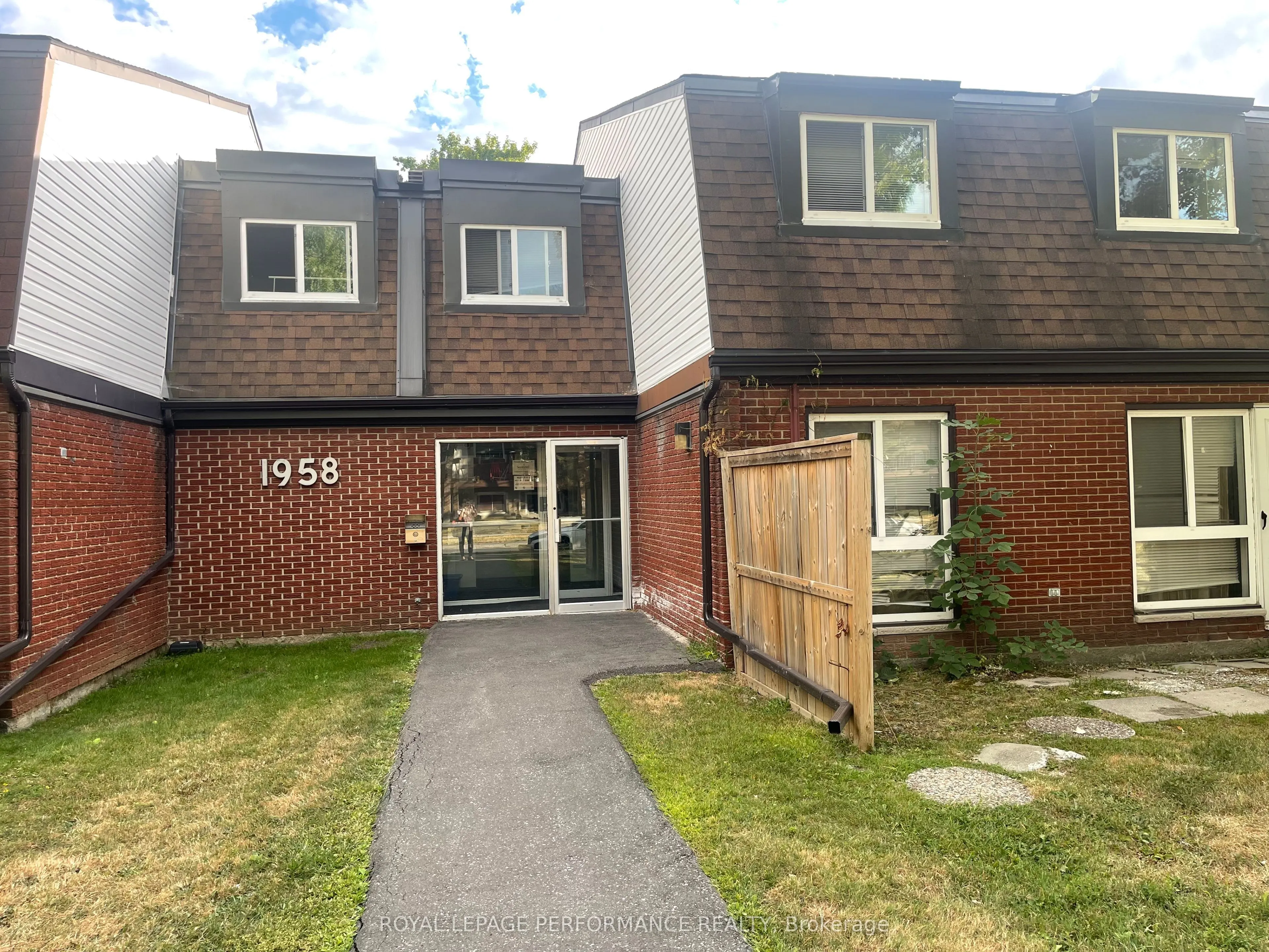 1958 Jasmine Crescent, #90