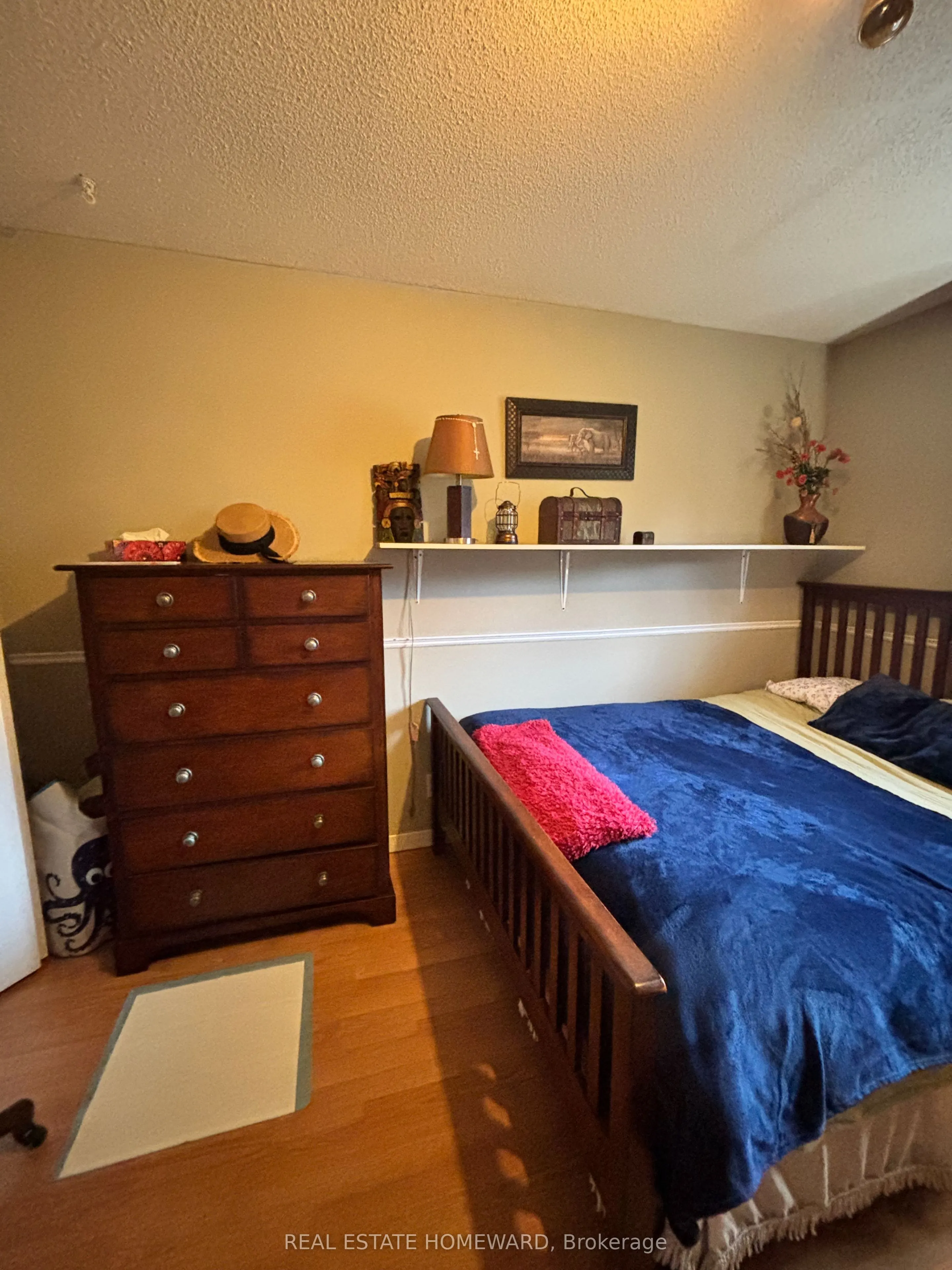 35 Bleeker Avenue