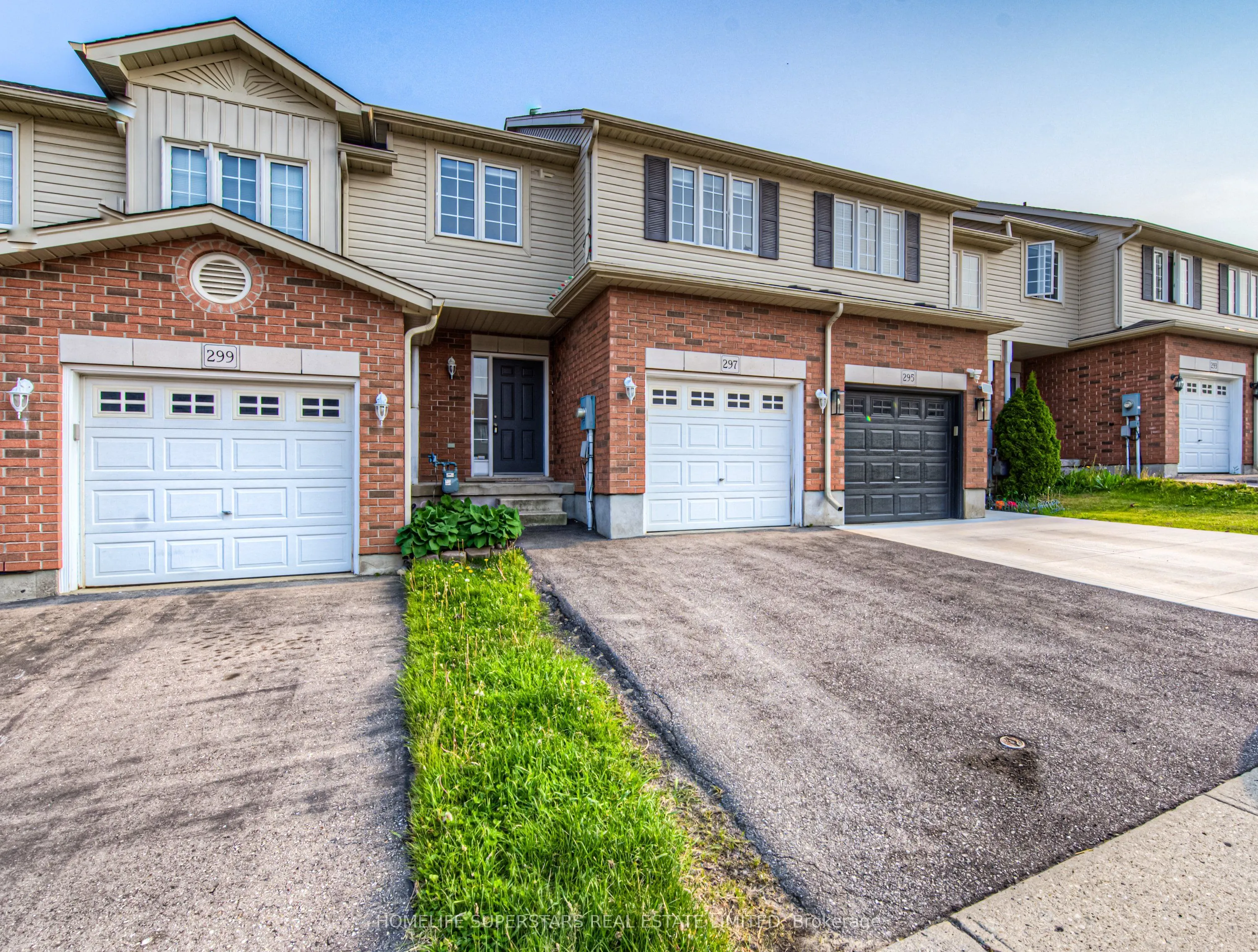297 BRIARMEADOW DR