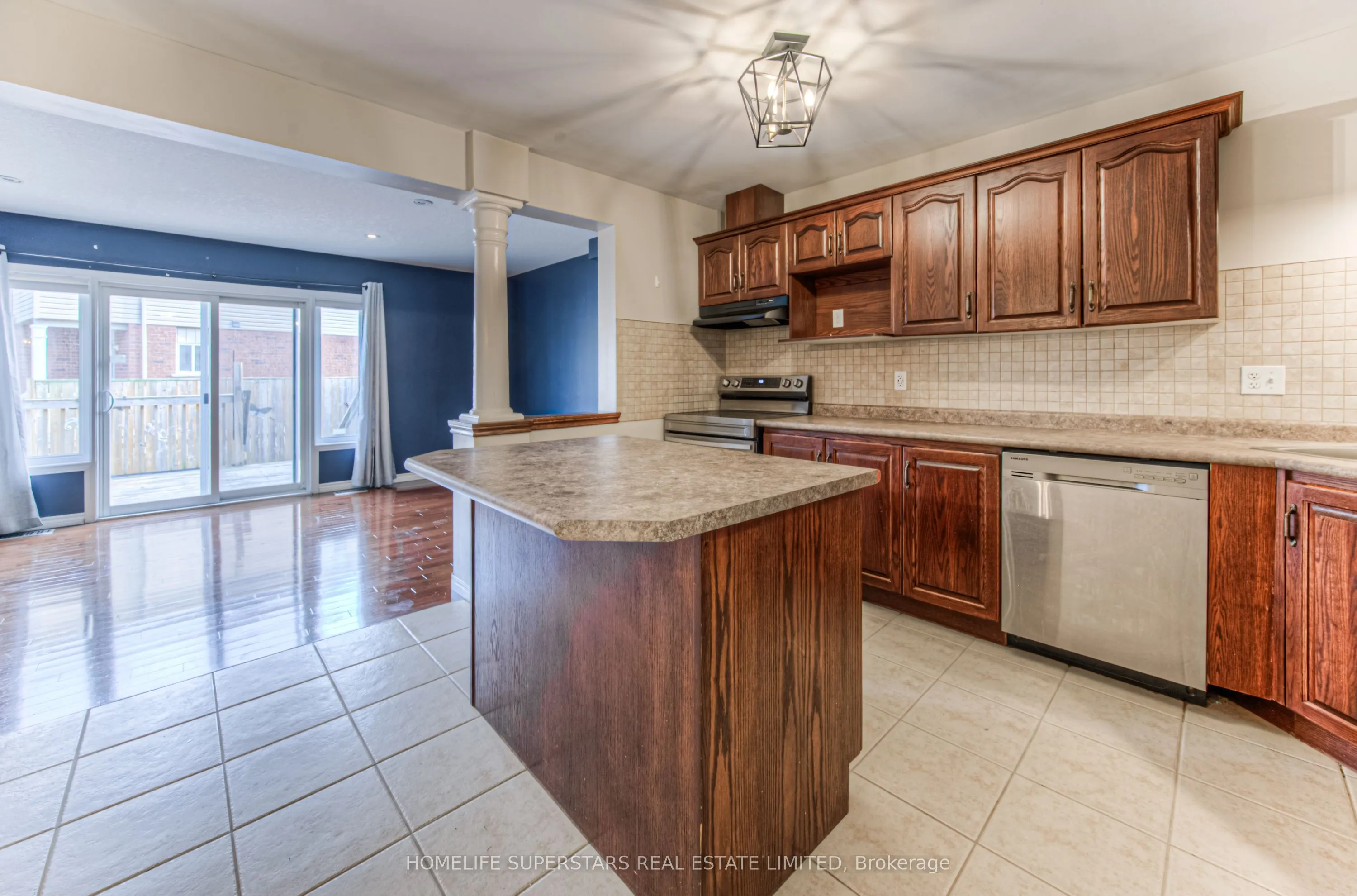 297 BRIARMEADOW DR