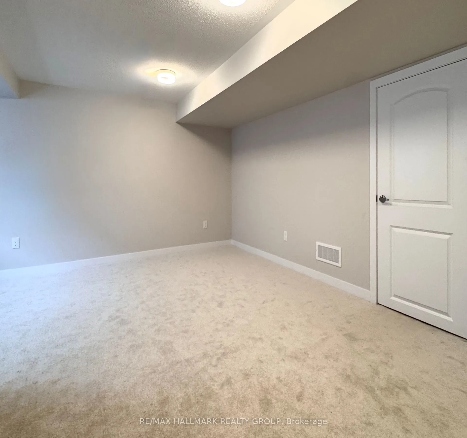 868 Andesite Terrace