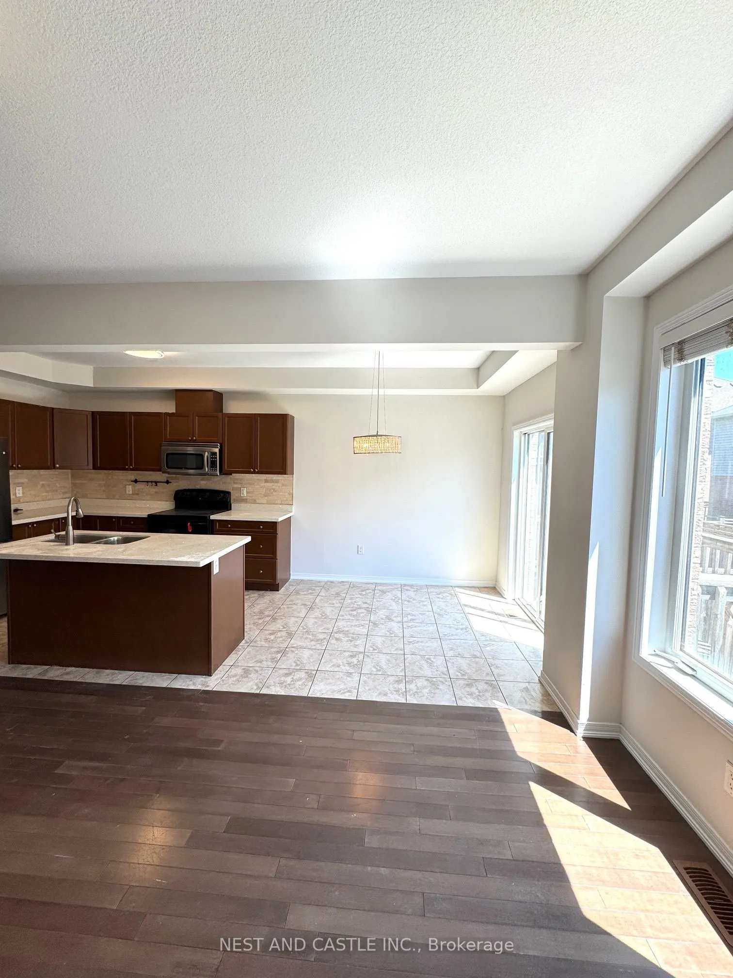 170 Palacebeach Trail, #26