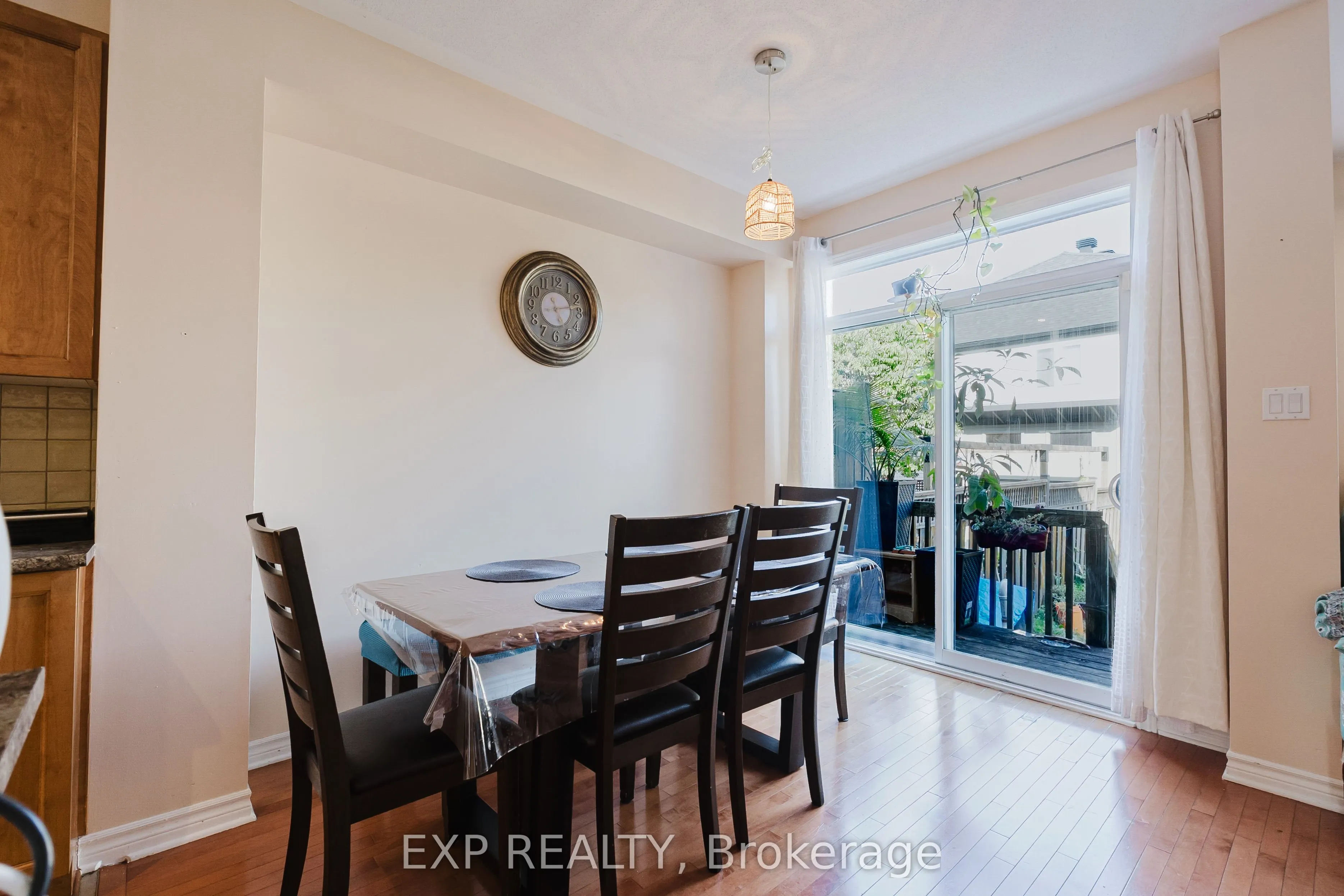 111 Whetstone Crescent