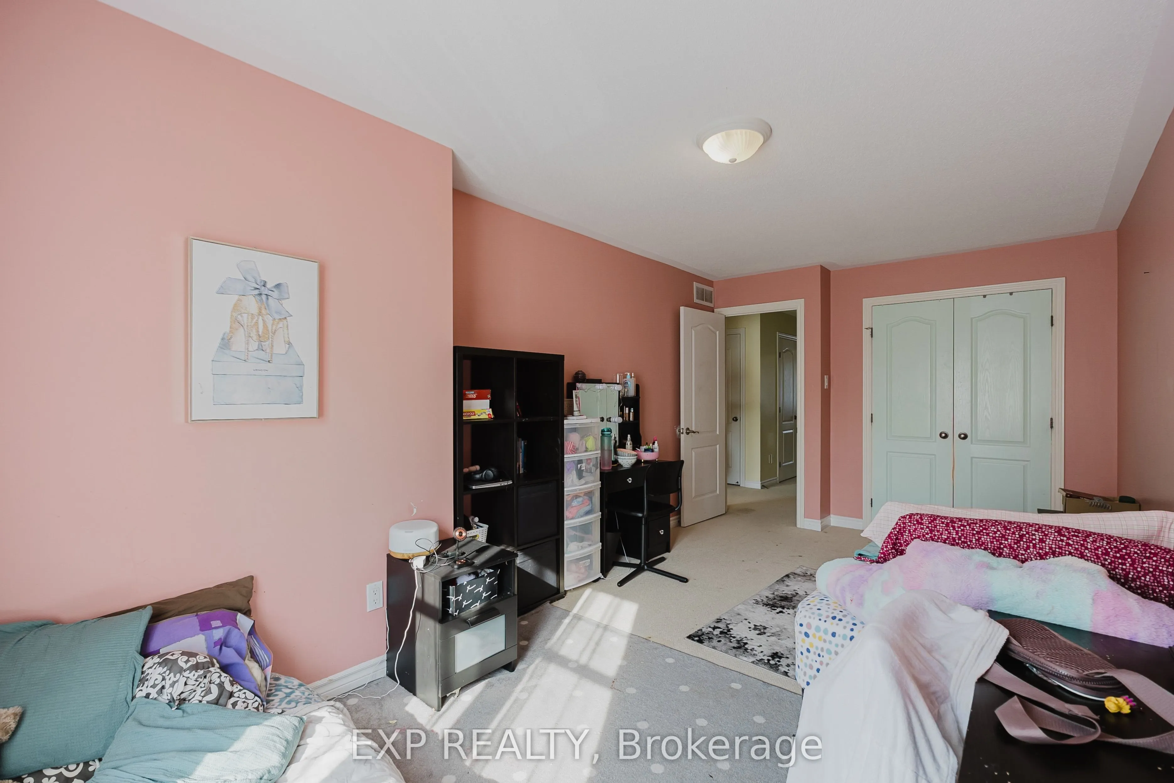 111 Whetstone Crescent