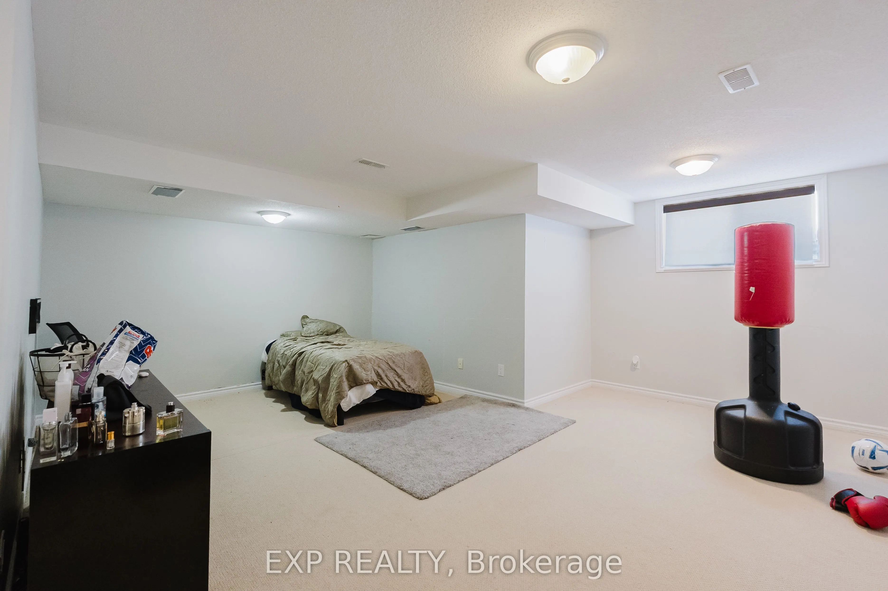 111 Whetstone Crescent