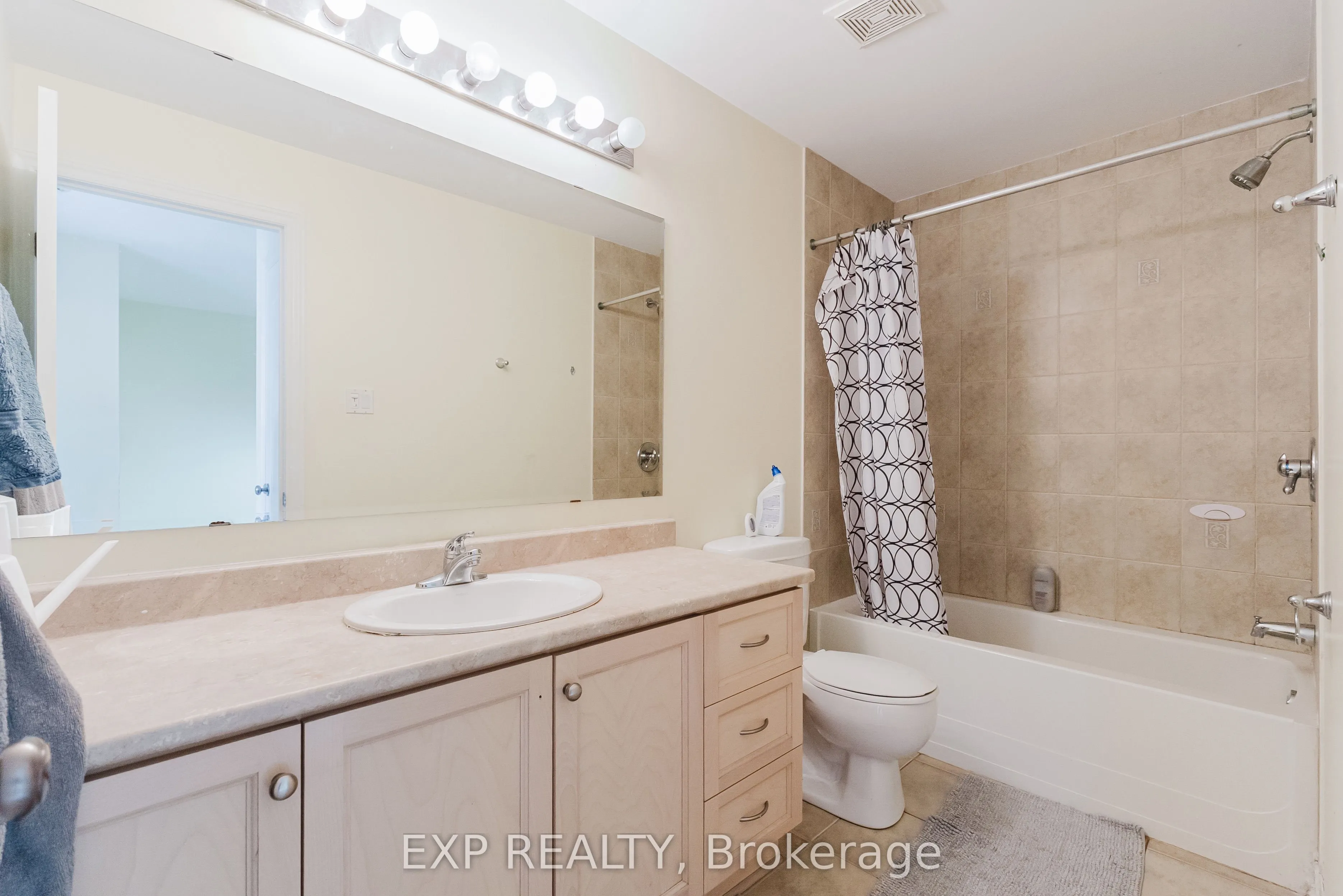 111 Whetstone Crescent
