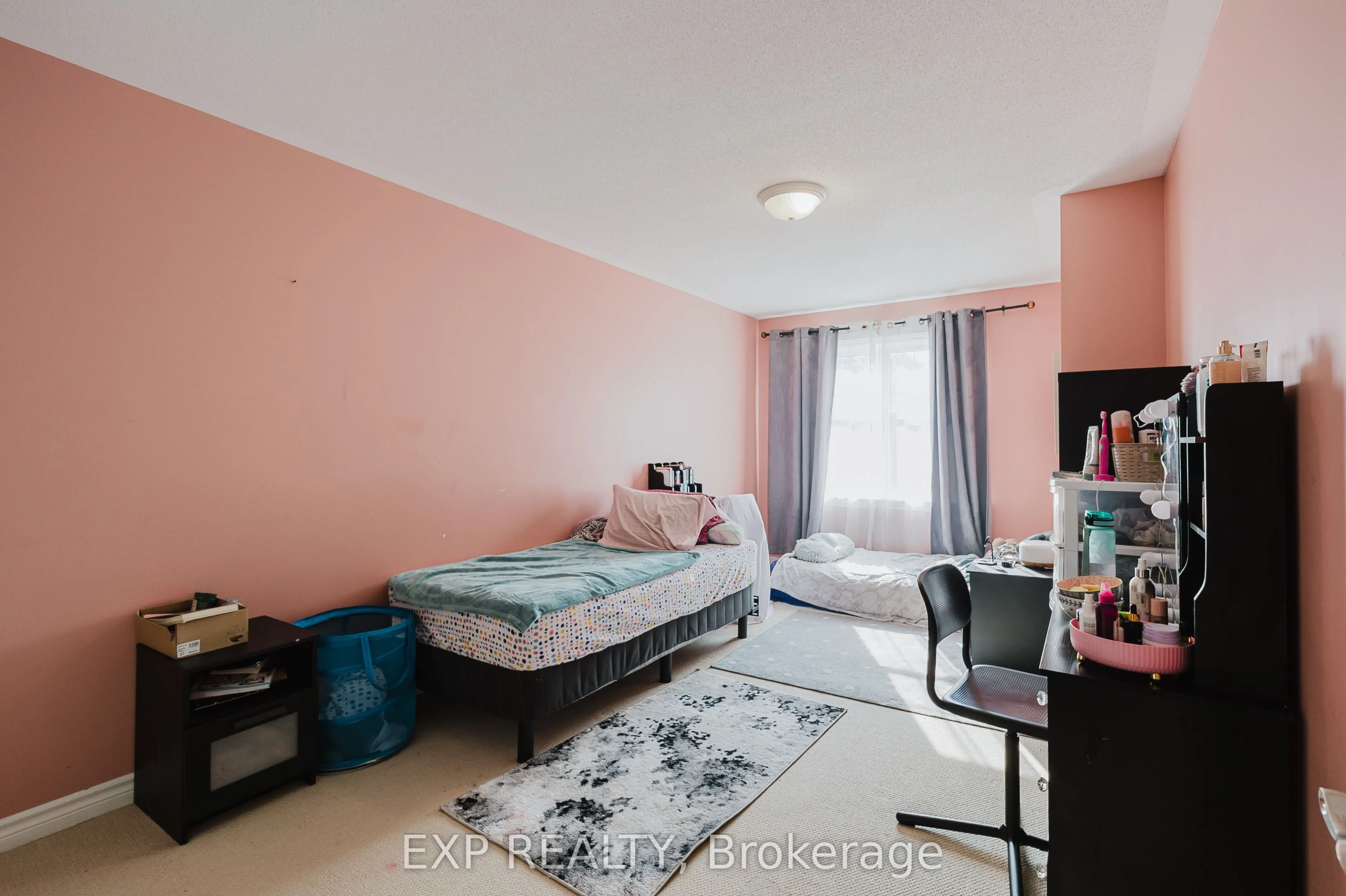111 Whetstone Crescent