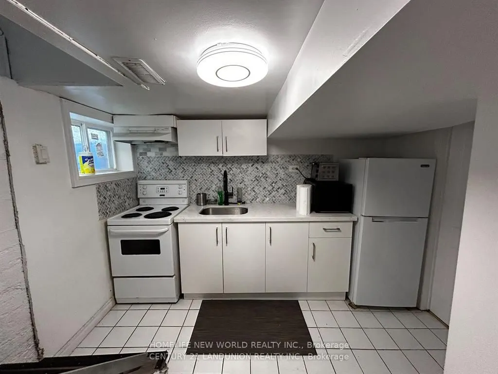 46 Arnold Street, #BSMT RM 2