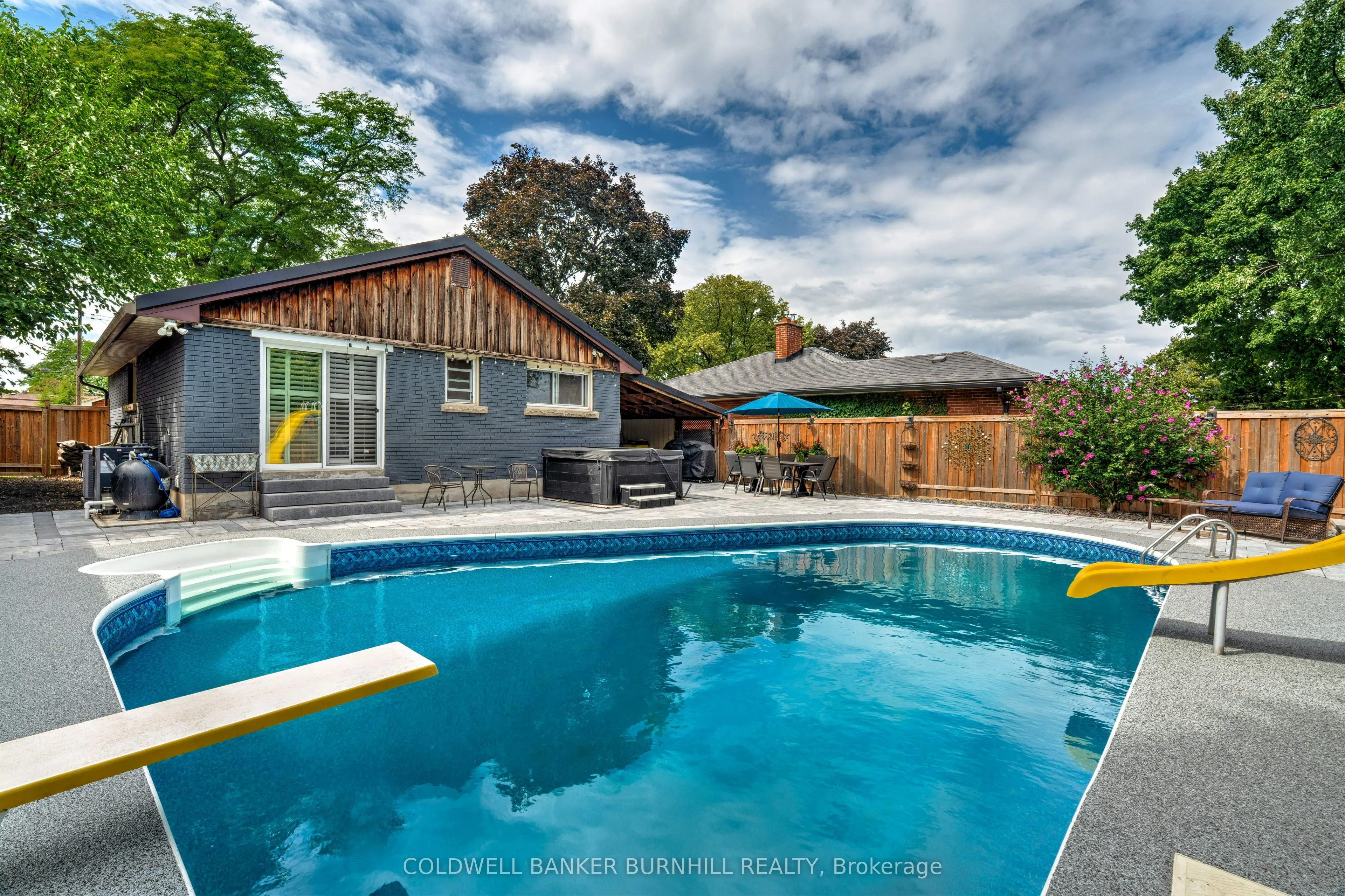 175 Kings Forest Drive