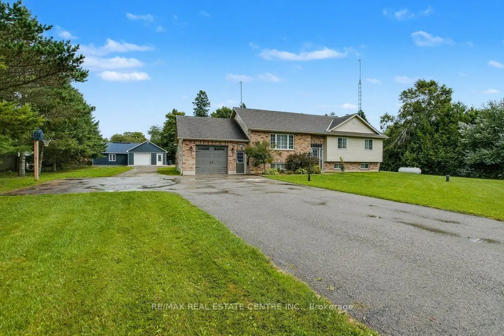 17 Deaken Drive