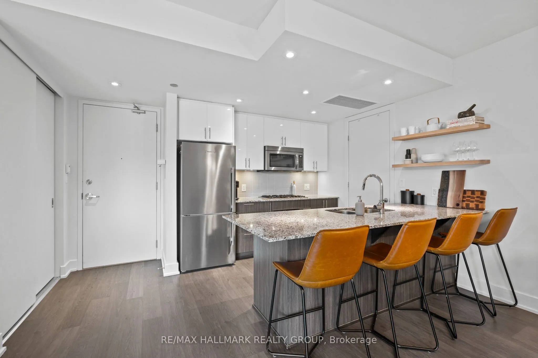 7 Marquette Avenue, #401