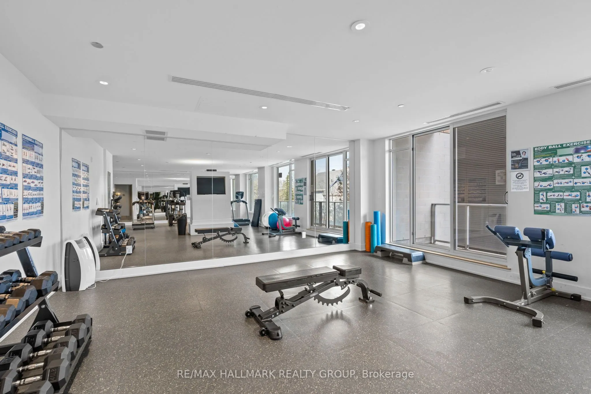 7 Marquette Avenue, #401
