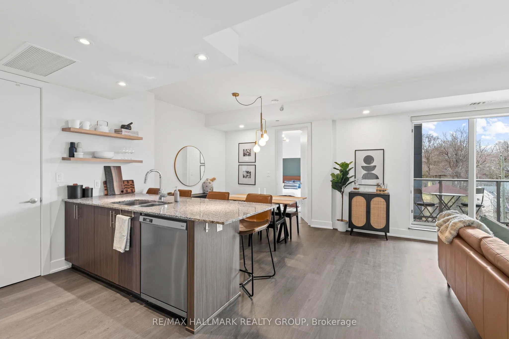 7 Marquette Avenue, #401