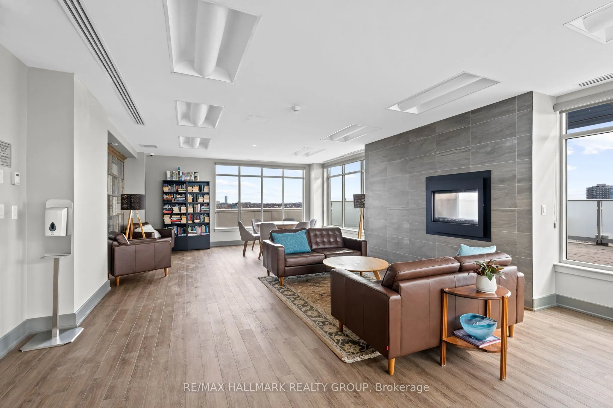 7 Marquette Avenue, #401