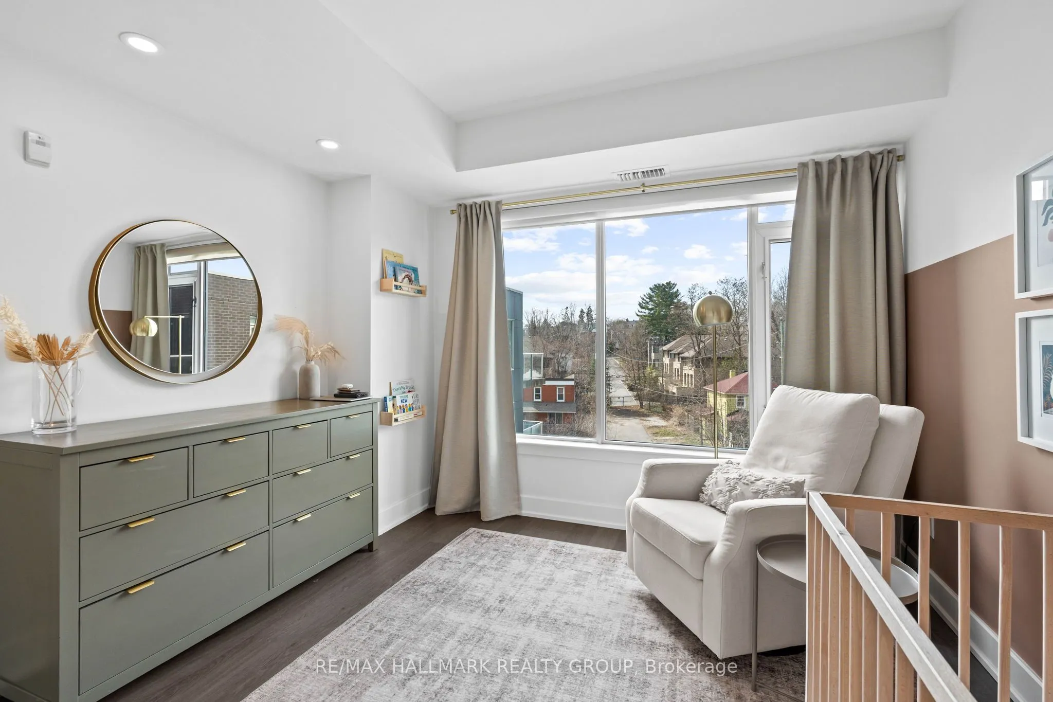 7 Marquette Avenue, #401