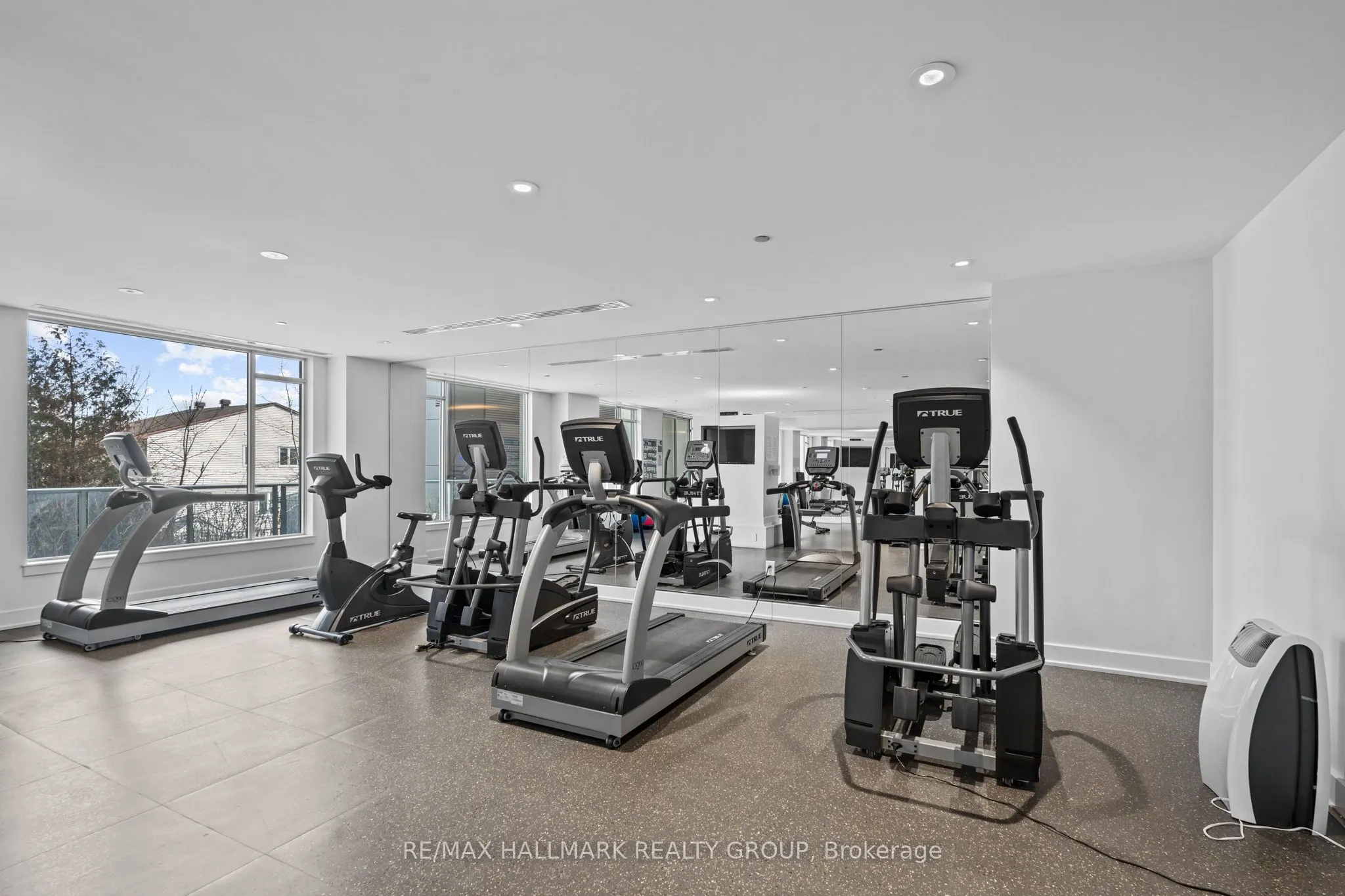 7 Marquette Avenue, #401