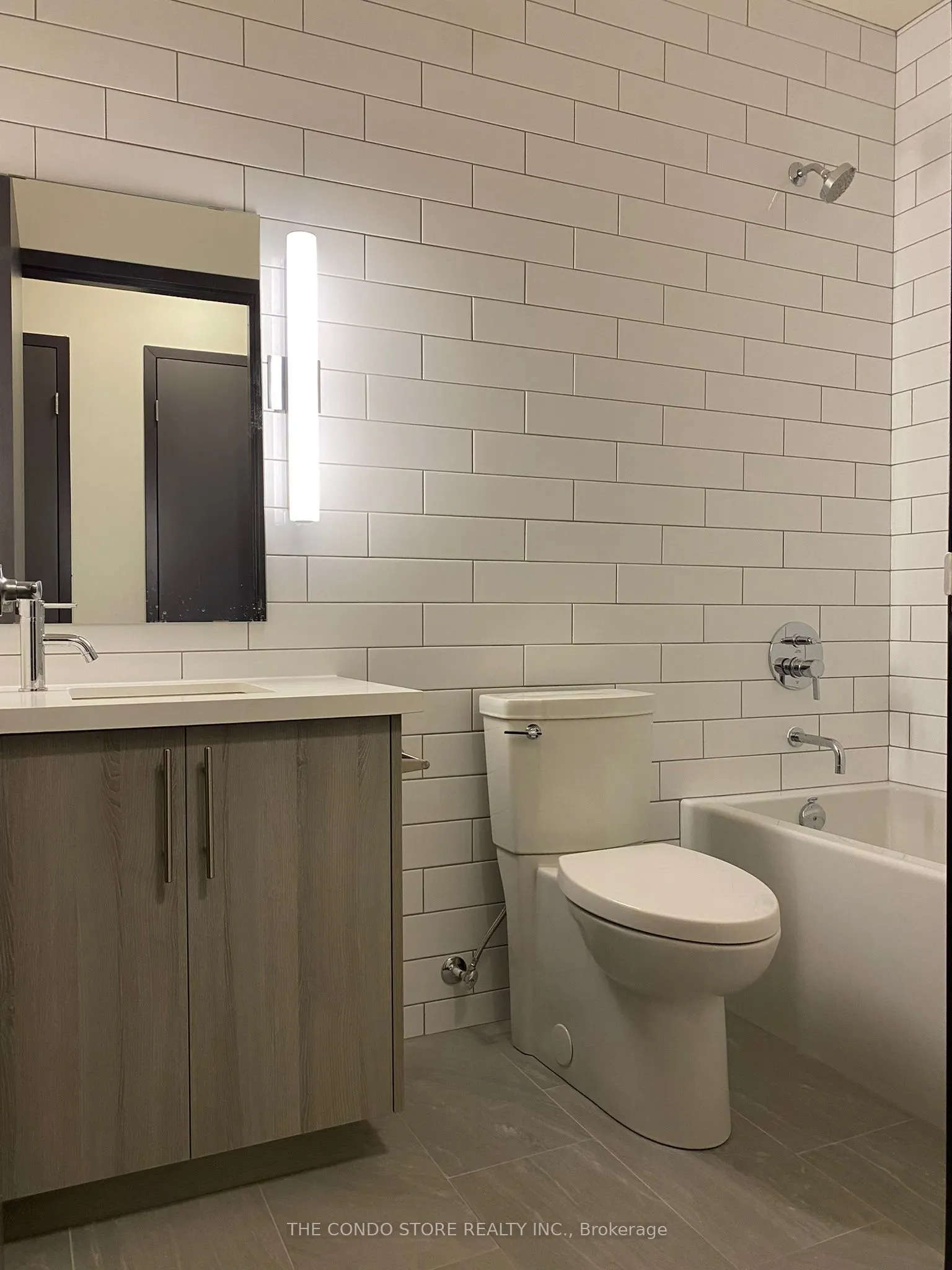 121 KING Street E, #408