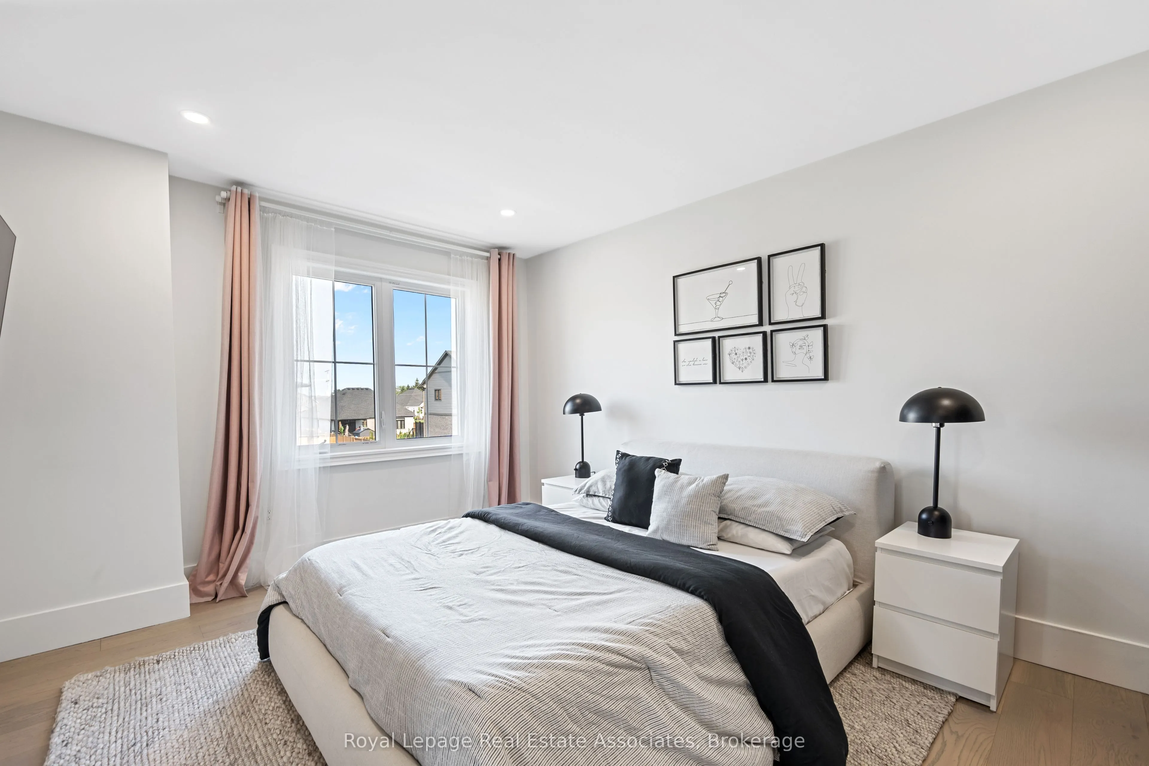 3601 Carolinia Court