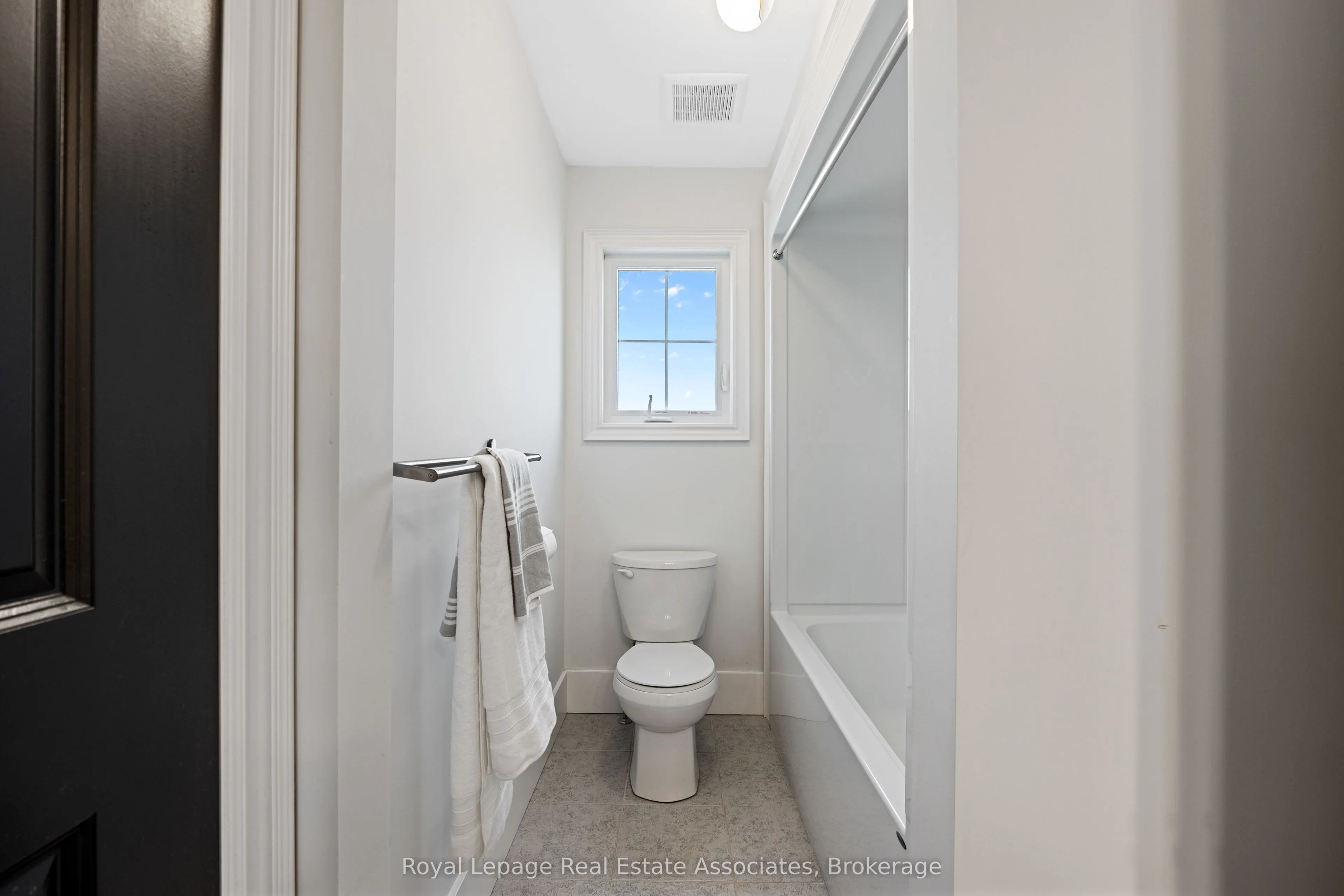 3601 Carolinia Court