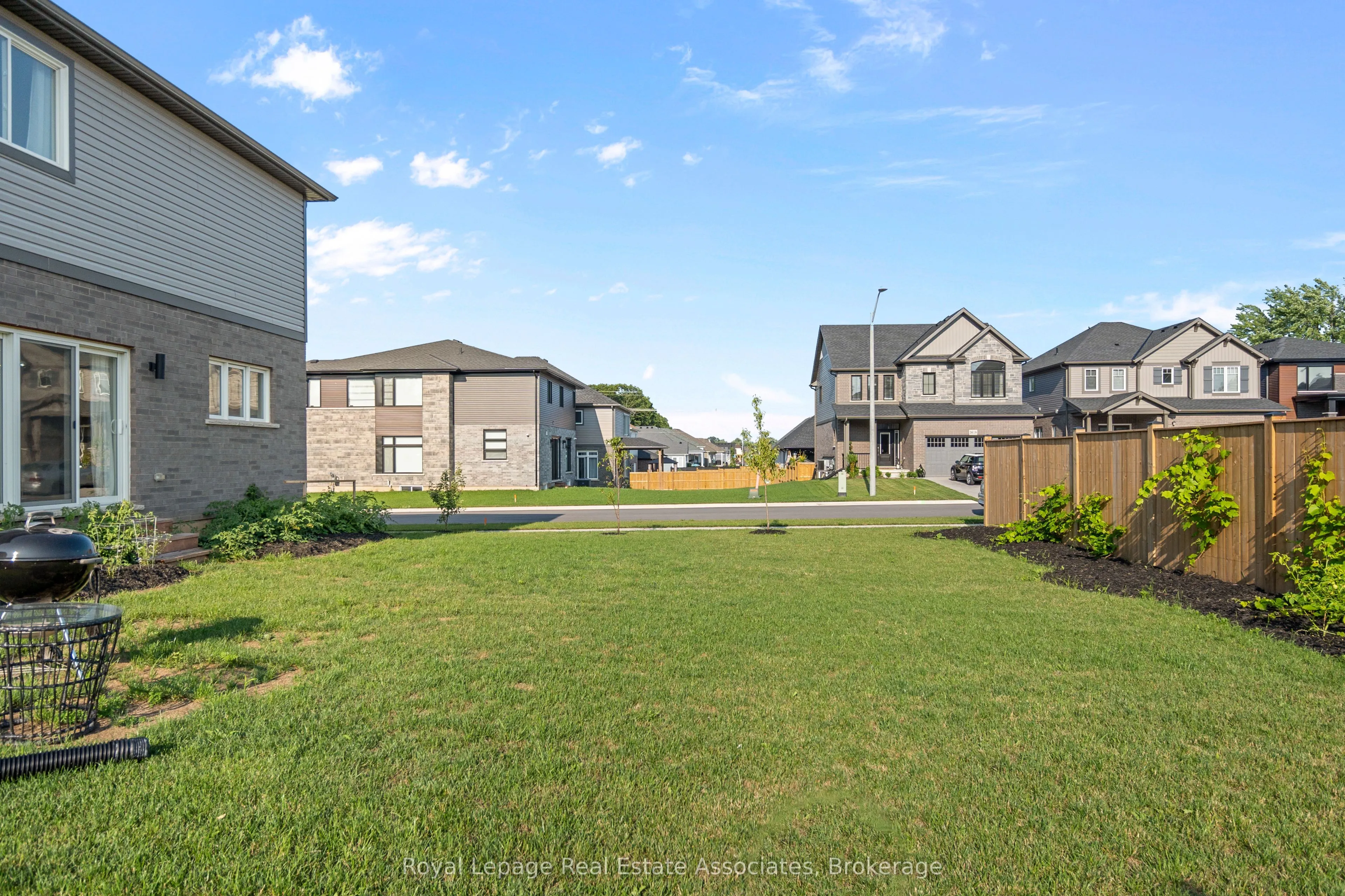 3601 Carolinia Court