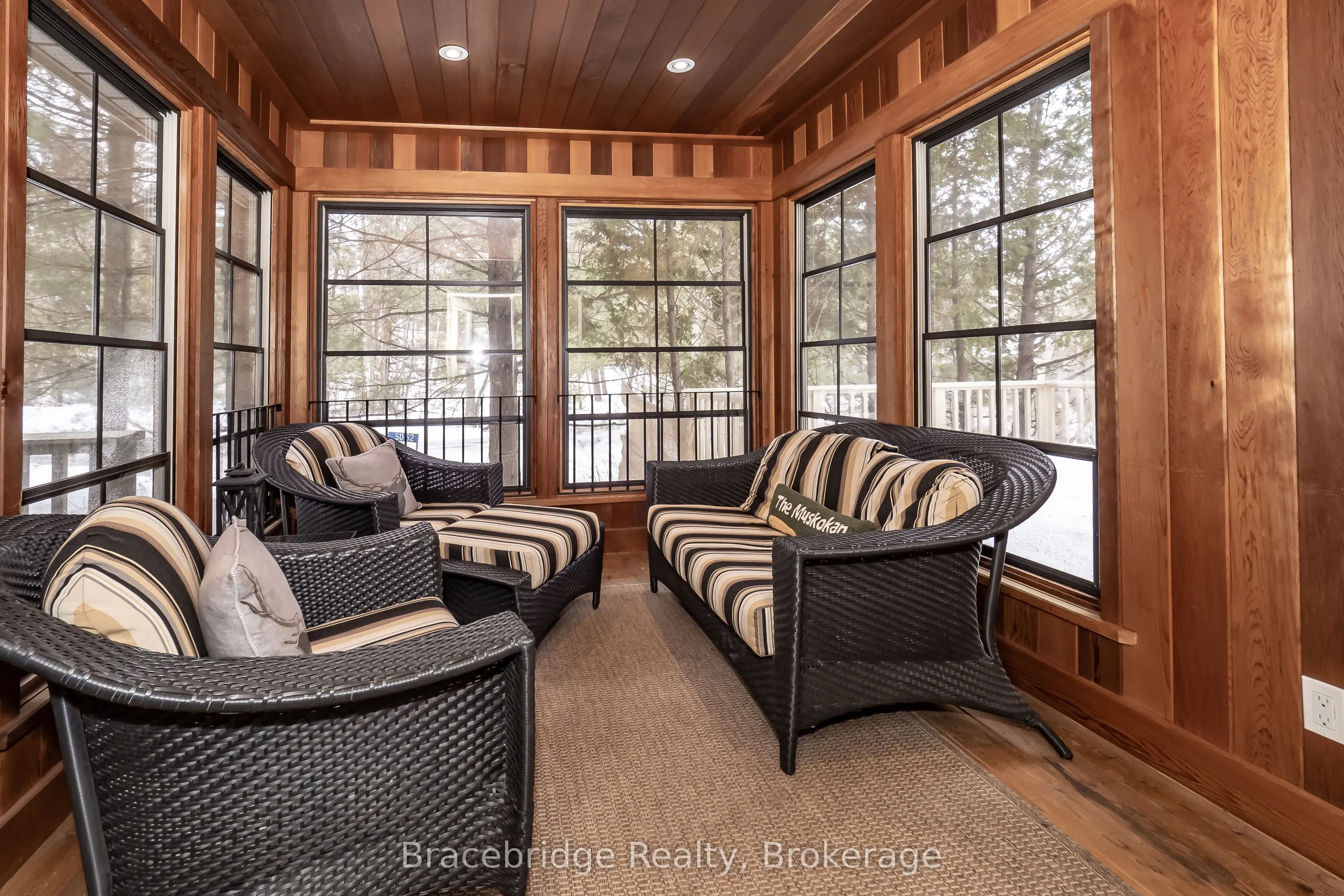 3876 Muskoka Road 118 Highway W, #Carling 10 W3
