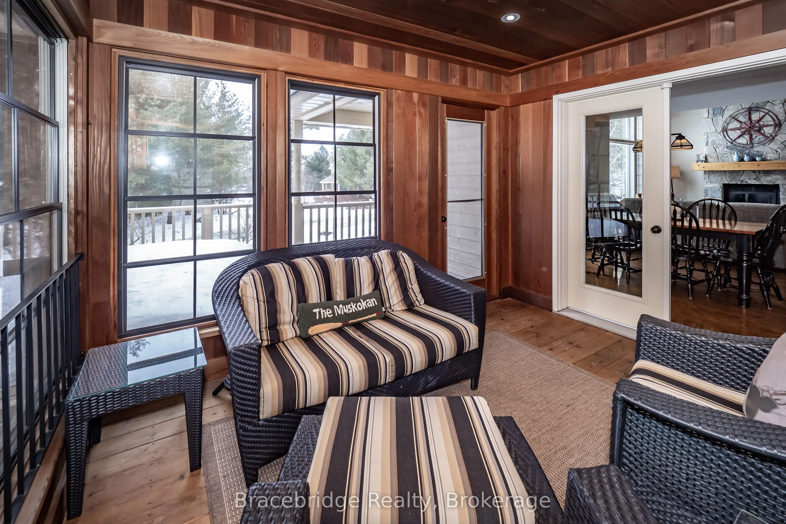3876 Muskoka Road 118 Highway W, #Carling 10 W3