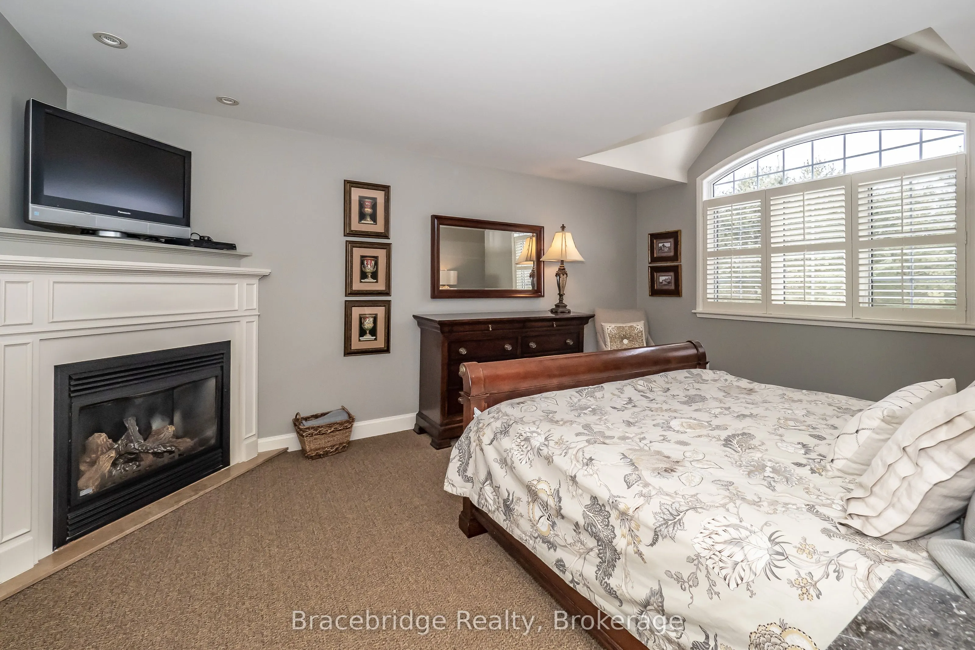 3876 Muskoka Road 118 Highway W, #Carling 10 W3