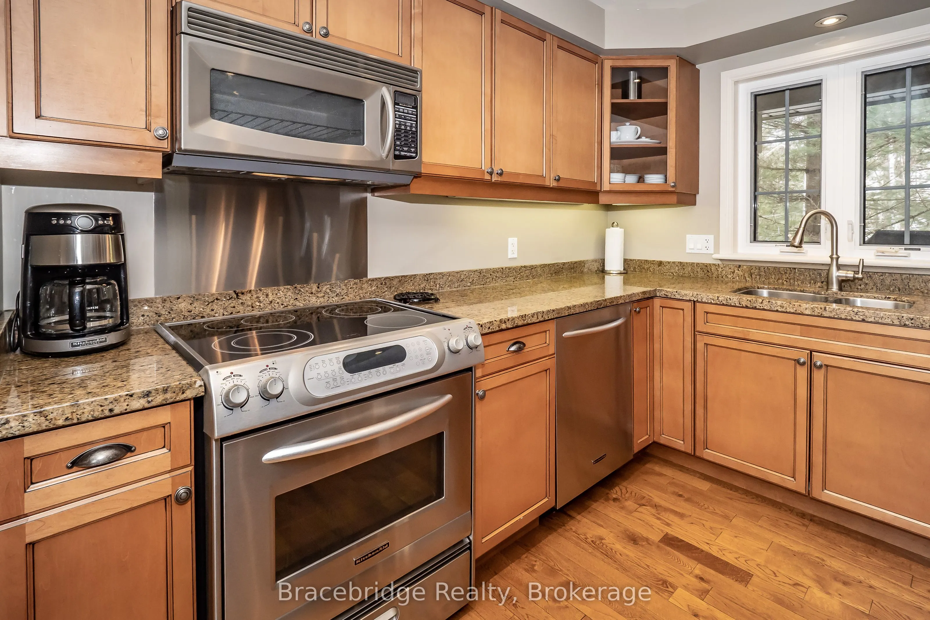 3876 Muskoka Road 118 Highway W, #Carling 10 W3