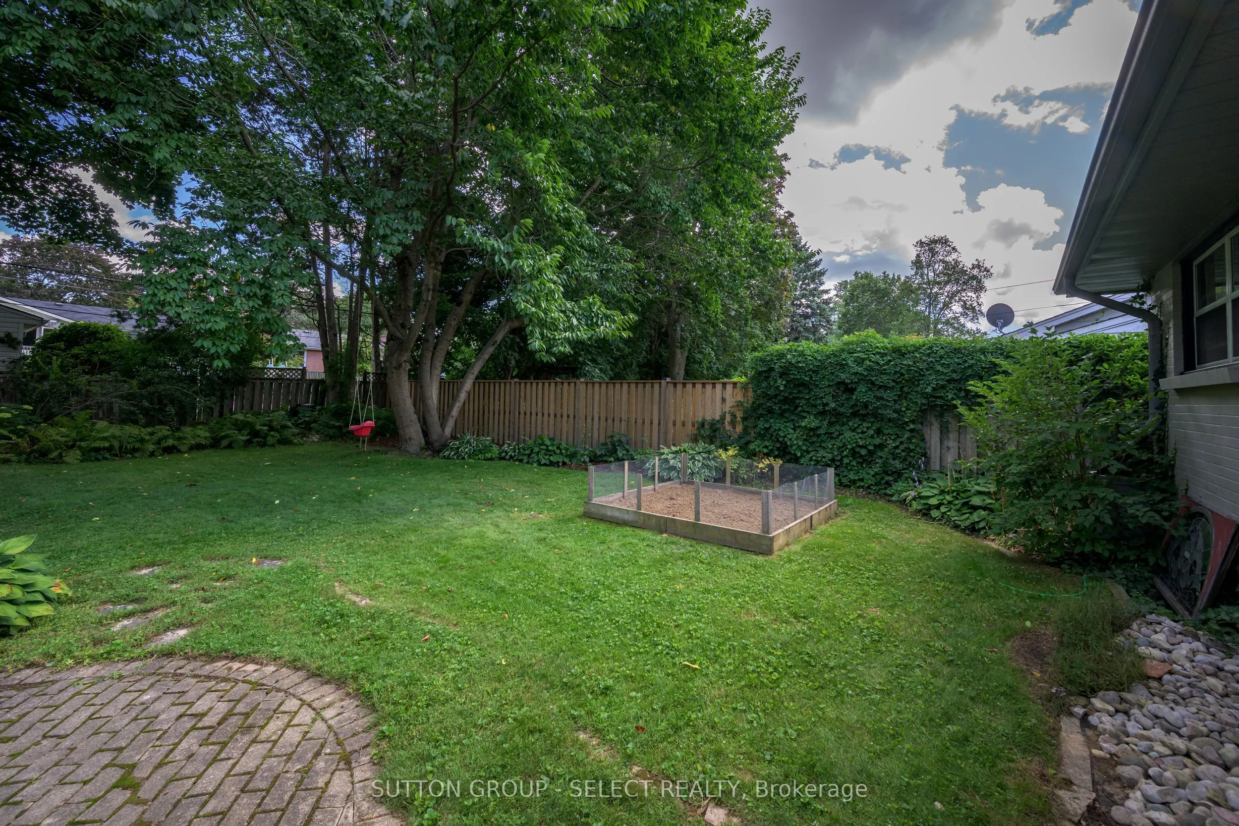 444 Belvedere Avenue