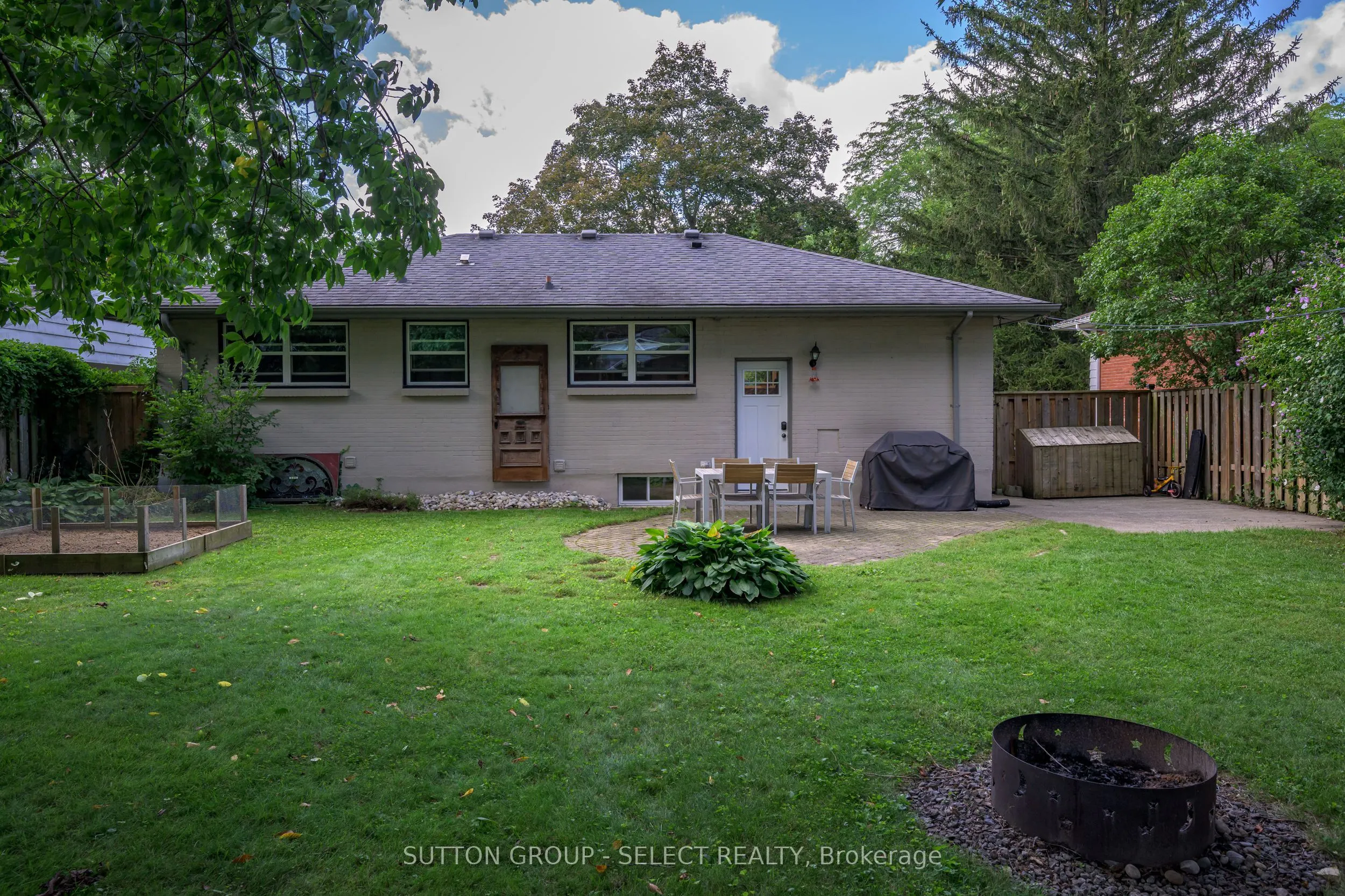 444 Belvedere Avenue