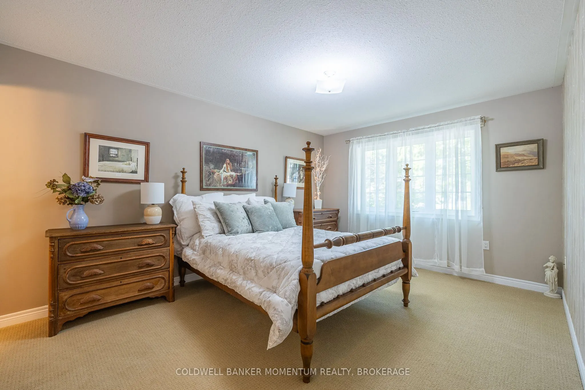 3901 Rainbow Lane